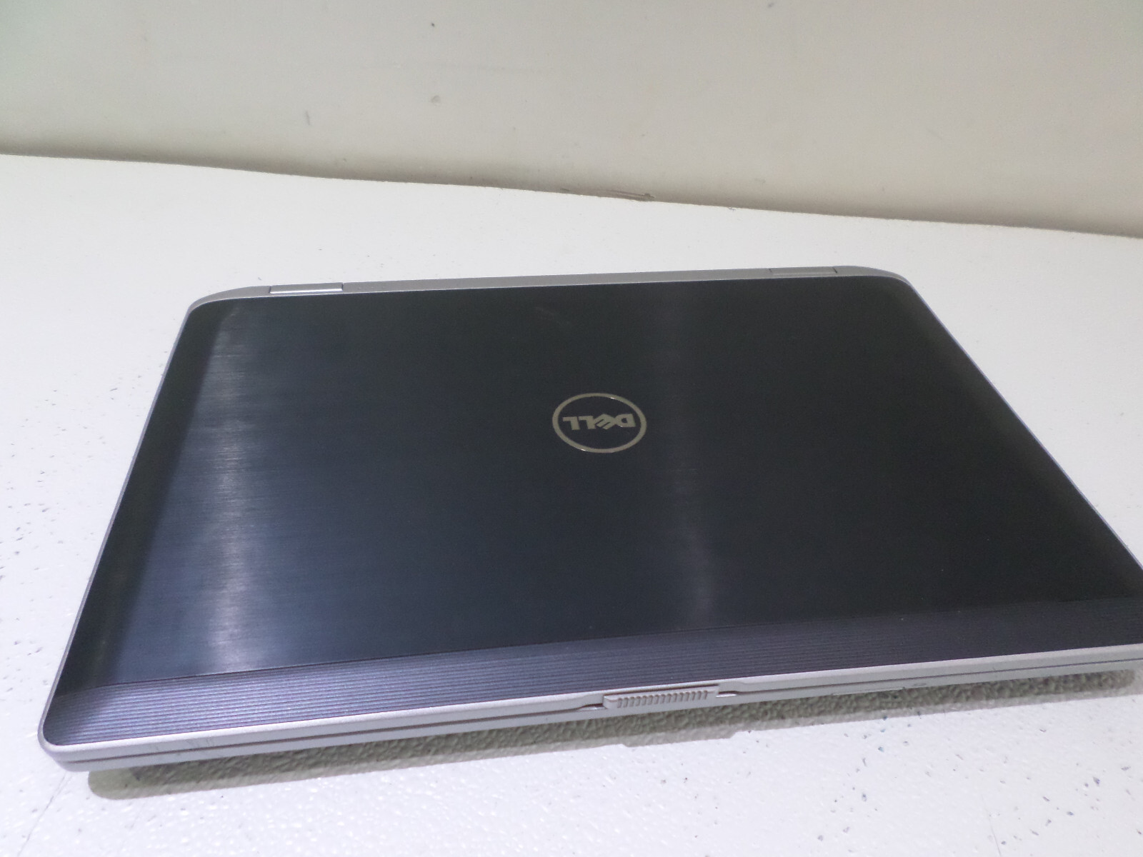 Dell Latitude E6530 – Intel Core i5-3210M, No RAM/HDD/Bat, Dead Pixels – PARTS