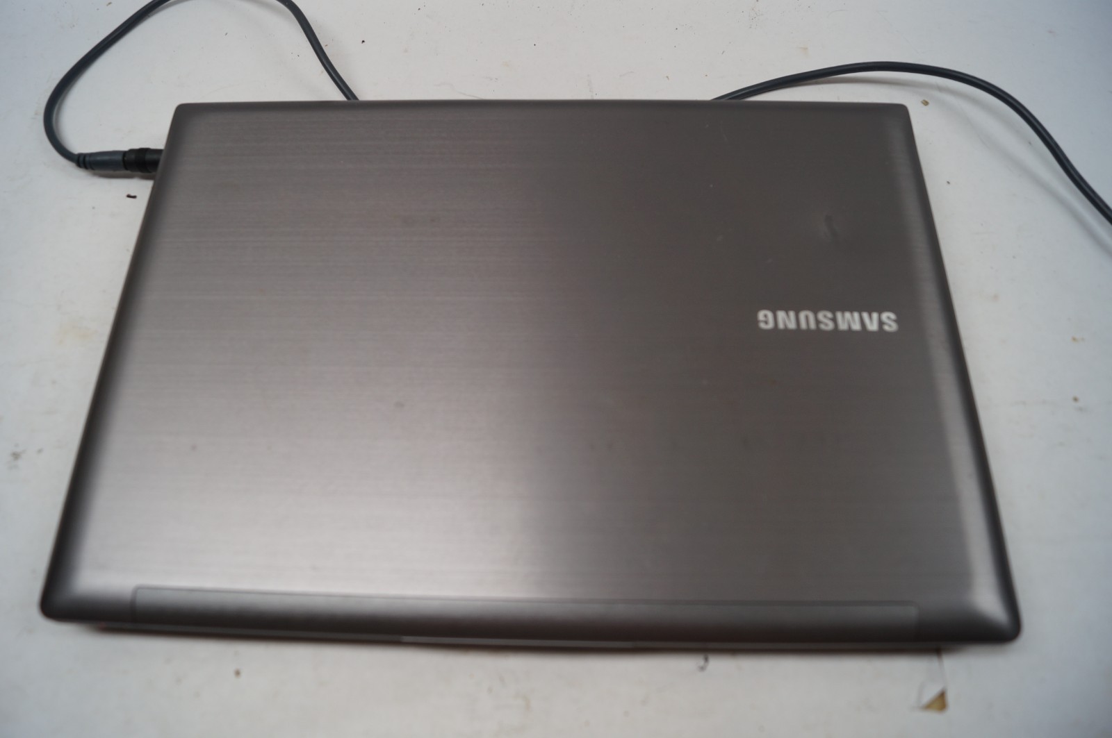 SAMSUNG QX411 NP-QX411L Core i5 14″ 364GB HD 6GB Mem 2.5GHz Win7 WORKING B153