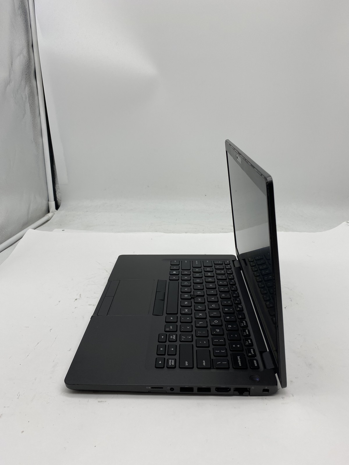 Dell Latitude 5400 Laptop i5 8365U 1.6GHz 8GB RAM 256GB SSD Windows 11 Pro