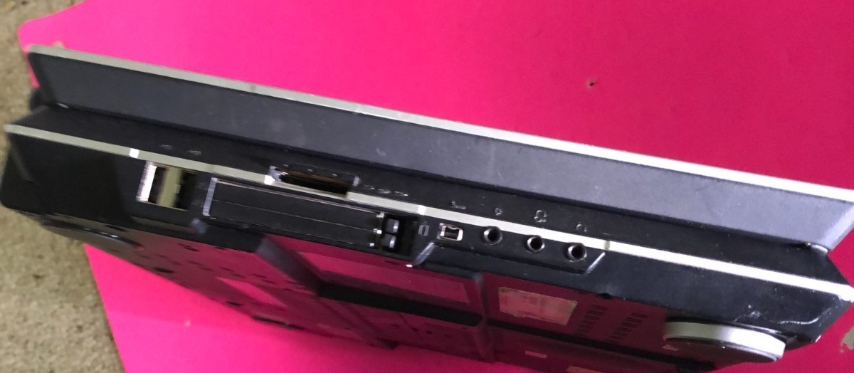 TOSHIBA QOSMIO G35-AV600 Core2 Due 17″ Laptop 4GB 2X 250GB HD WIN XP No Battery