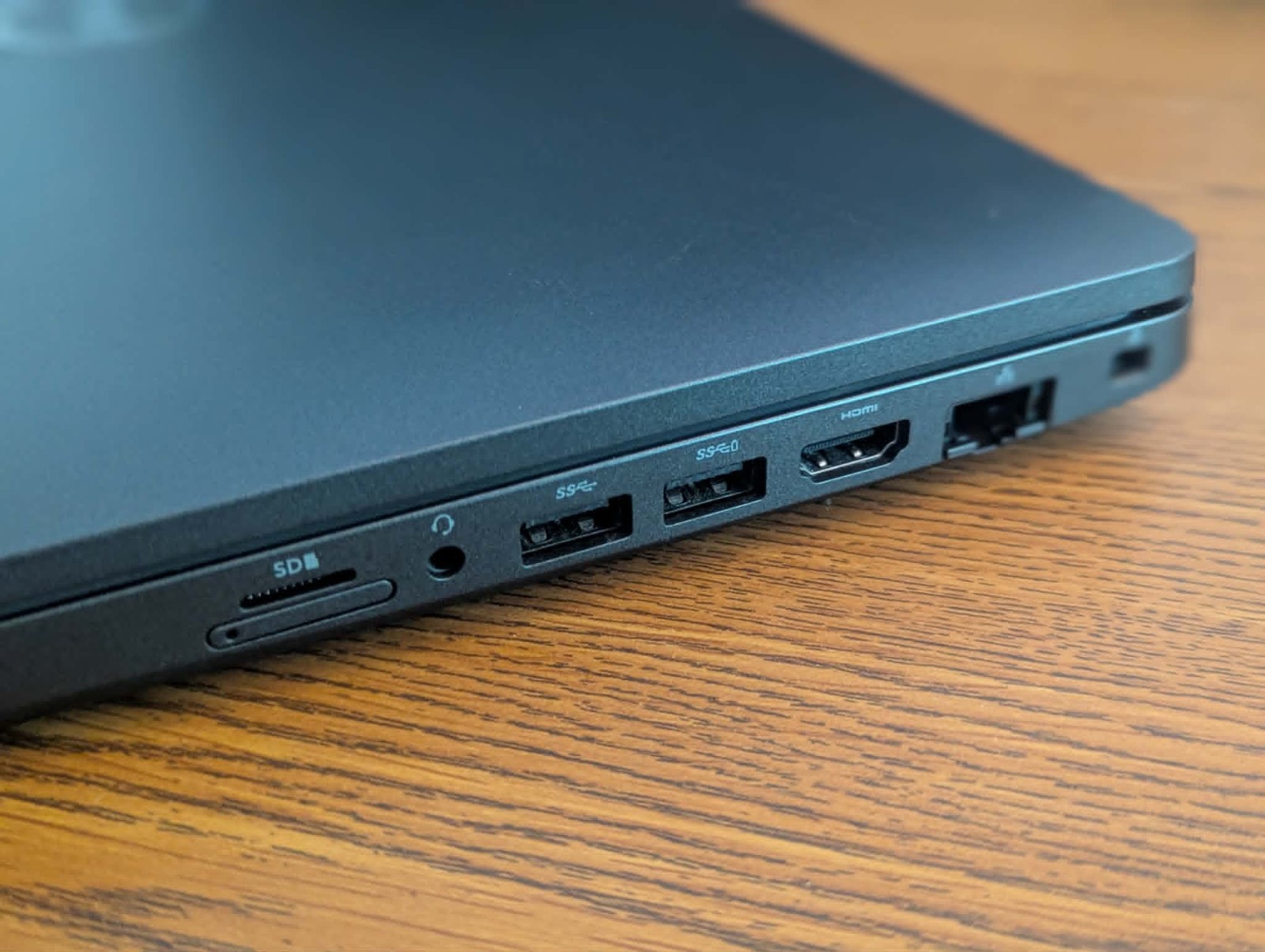 Dell Latitude 5501 Laptop i5 16GB RAM 256GB SSD – Works Plugged In