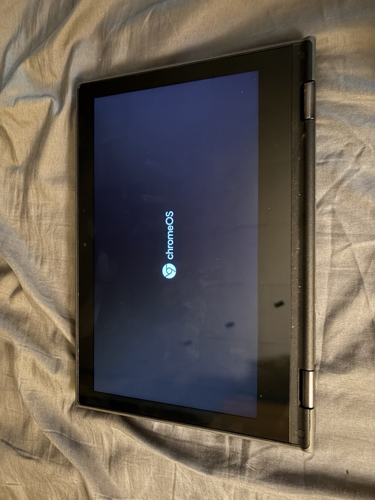 Lenovo Chromebook 11.6in Touchscreen Intel Celeron Chrome OS Wi-Fi USB-C