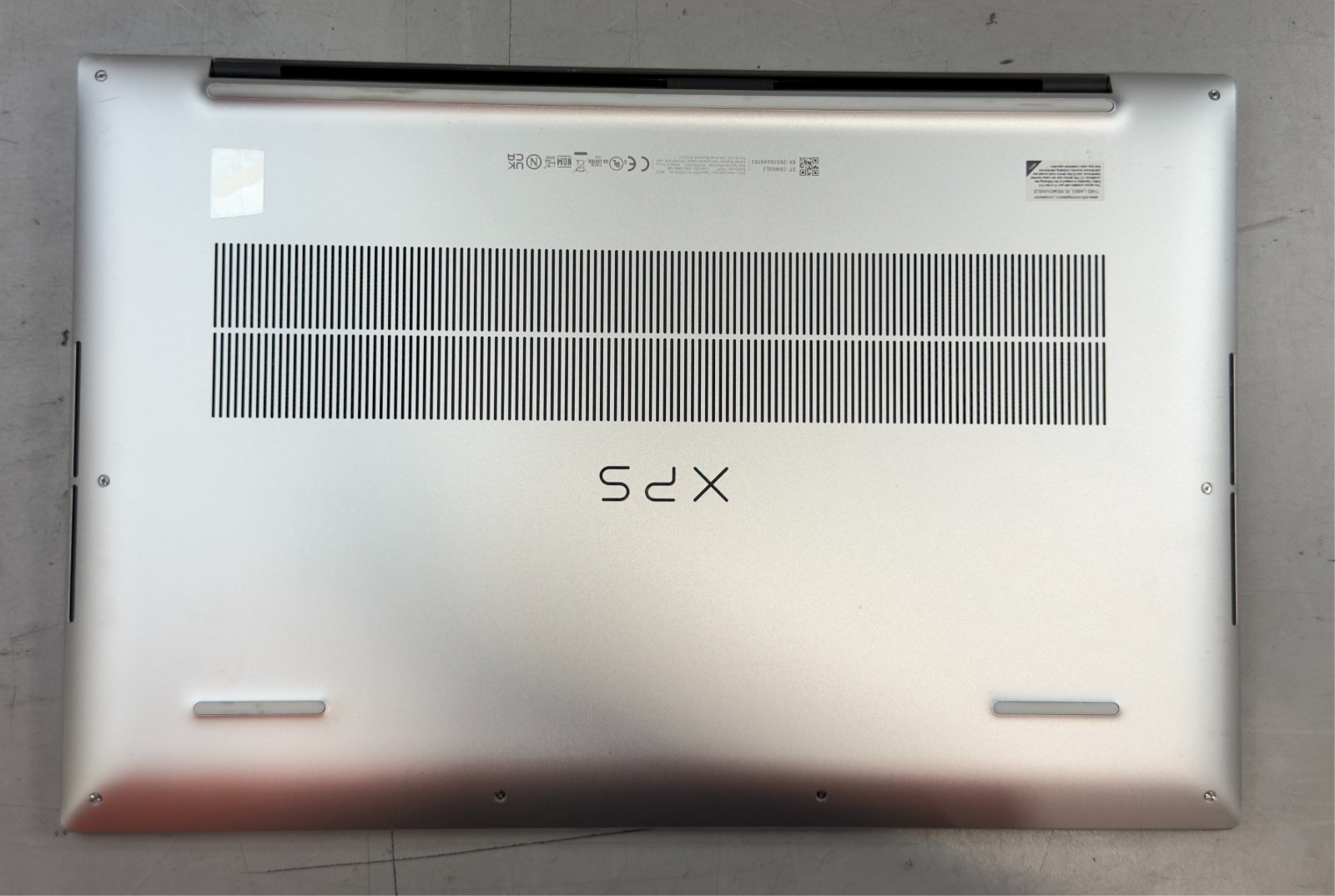 Dell Precision 5770 i7-1200H / 0GB RAM / RTX A2000 / NO SSD -RL6037