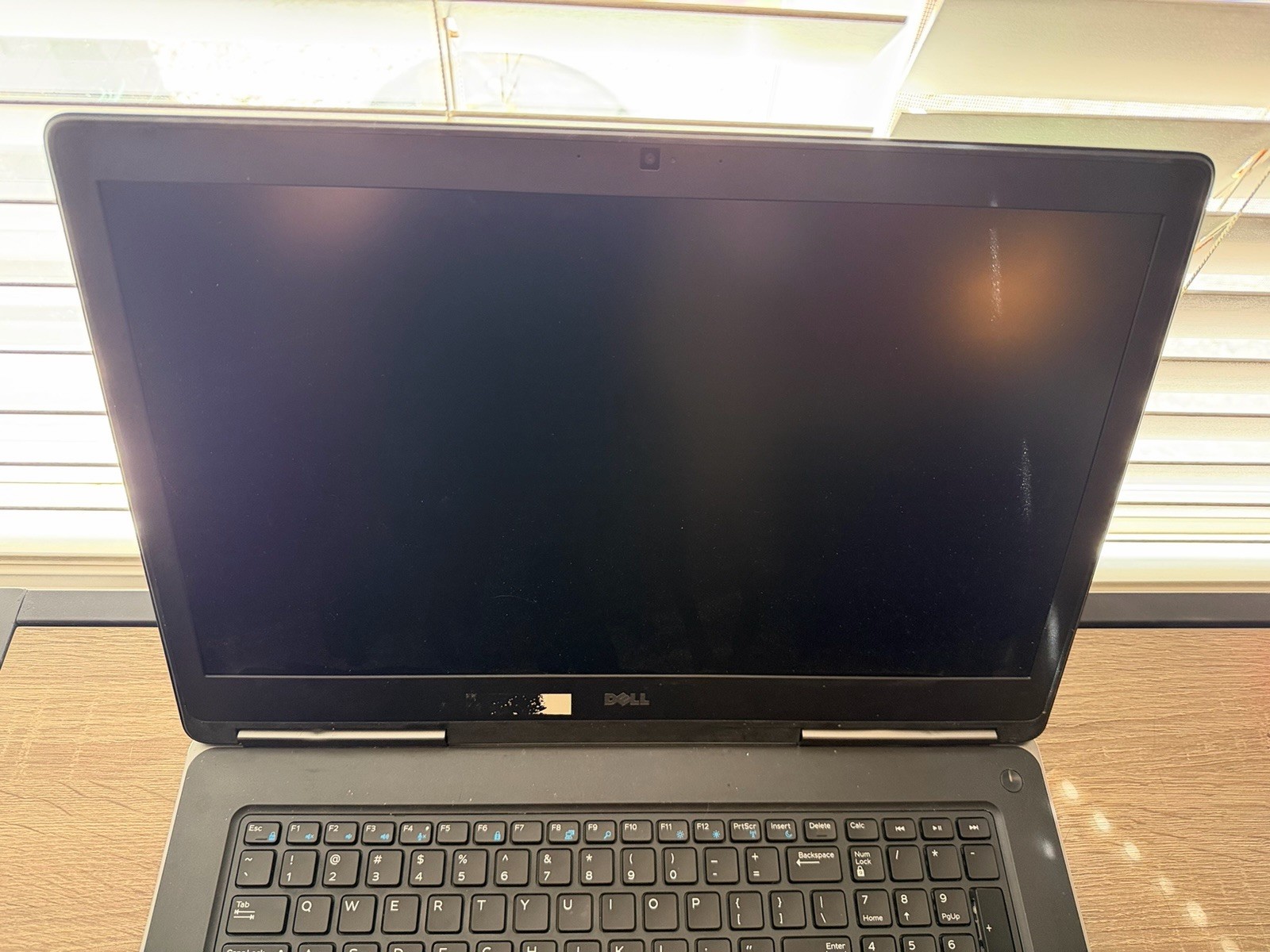 Dell Precision 7710 17.3″ Laptop Core i7 NO BOOT/RAM/SSD/BATT/BOTT – PARTS ONLY