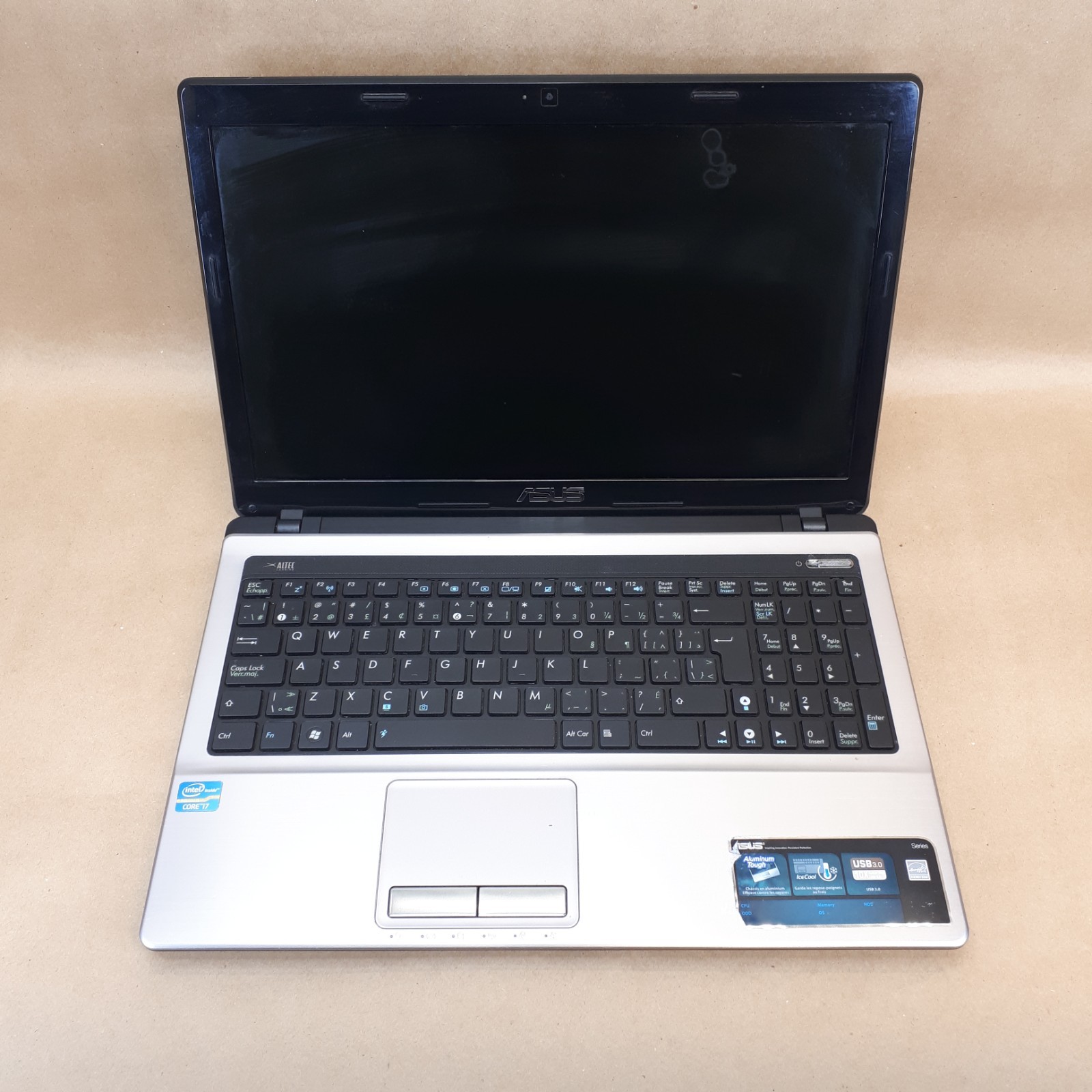 Asus X53E 15.6″ Laptop i7-2670QM 6GB RAM 750GB HDD DVD Linux Mint Cinnamon H4081