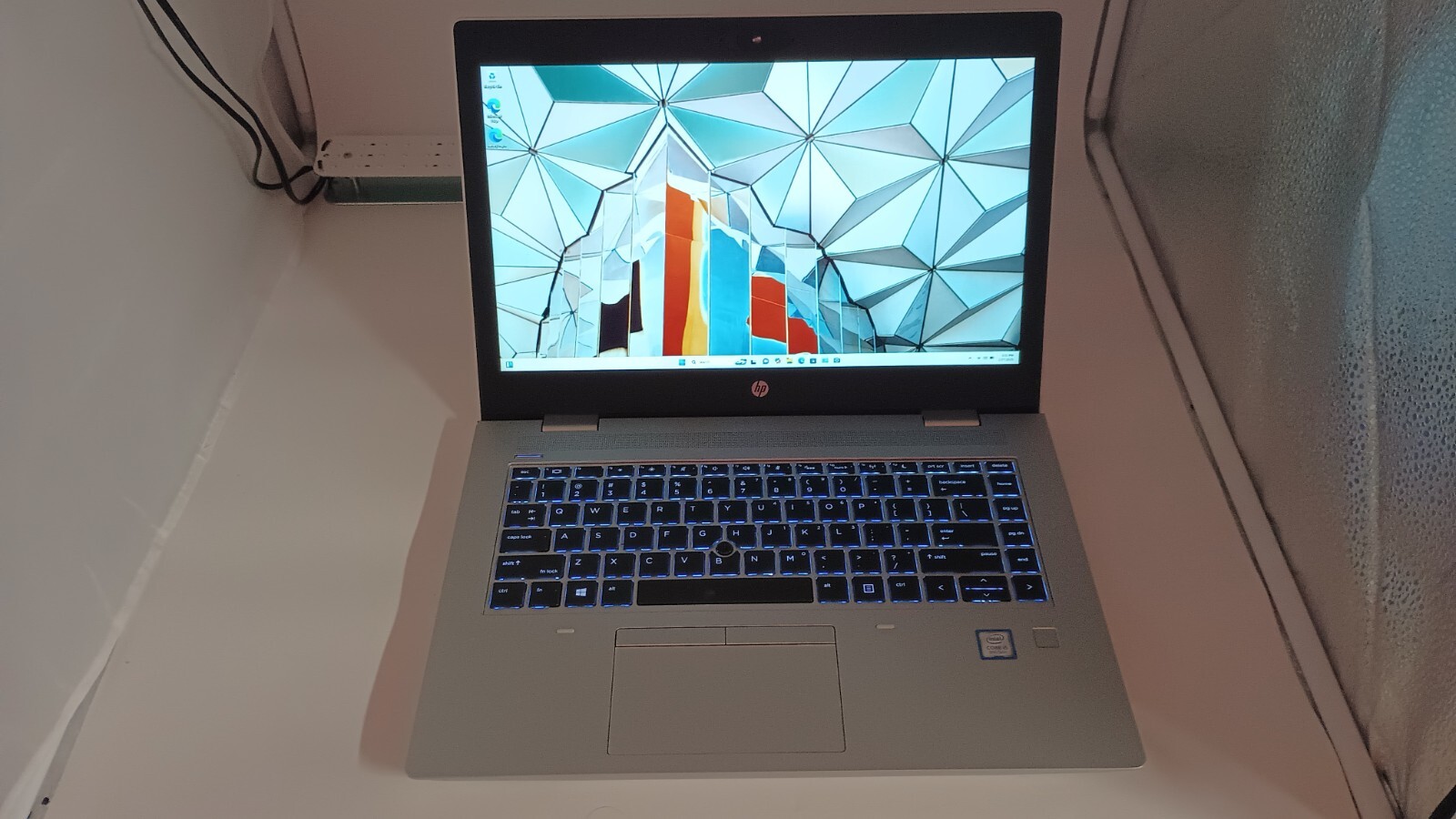 631202 ProBook 640 G5 w/charger.i5-8265U.8GB.128GB M.2.14″FHD.W11.Nice!!