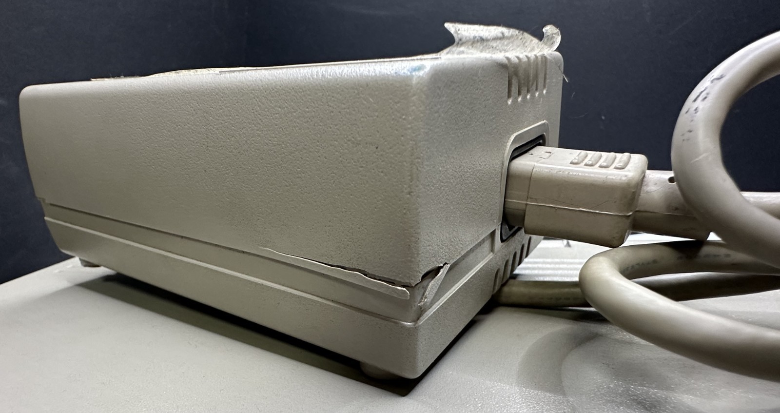 VINTAGE COMPAQ LTE/286 LAPTOP W/ AC ADAPTER, STRICTLY AS IS FOR PARTS/REPAIR!