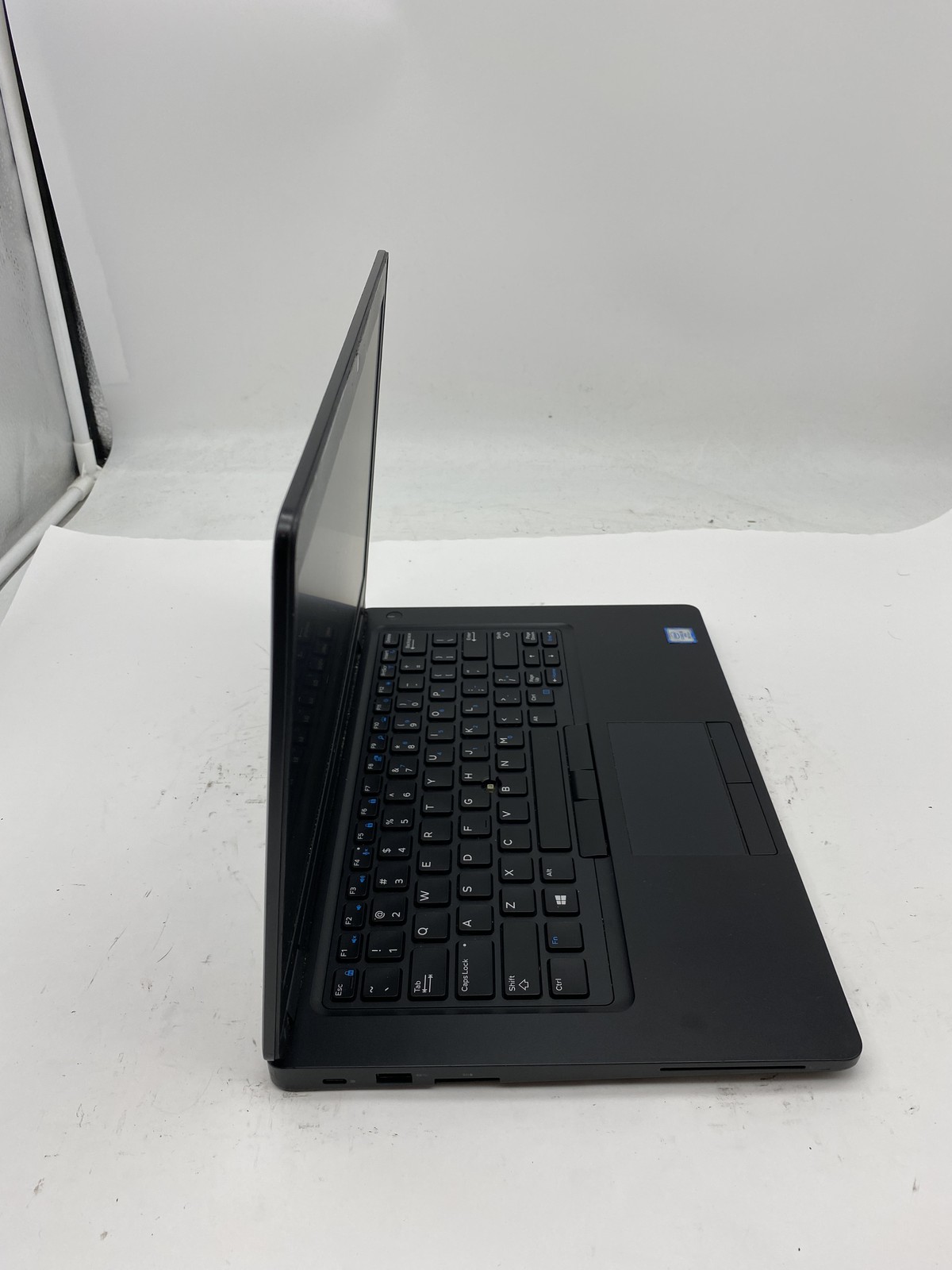 Dell Latitude 5490 Laptop i5 8350U 1.7GHz 8GB RAM 256GB SSD Windows 11 Pro