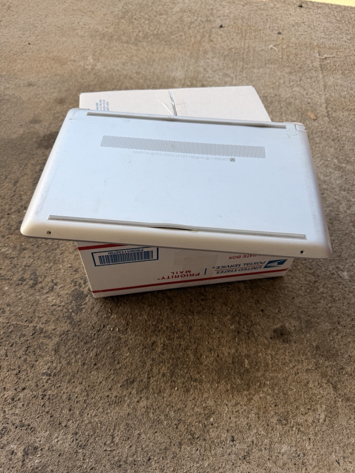 HP 15.6″ Silver Laptop Intel Core Ultra 5 8GB RAM 256GB NVMe SSD Parts