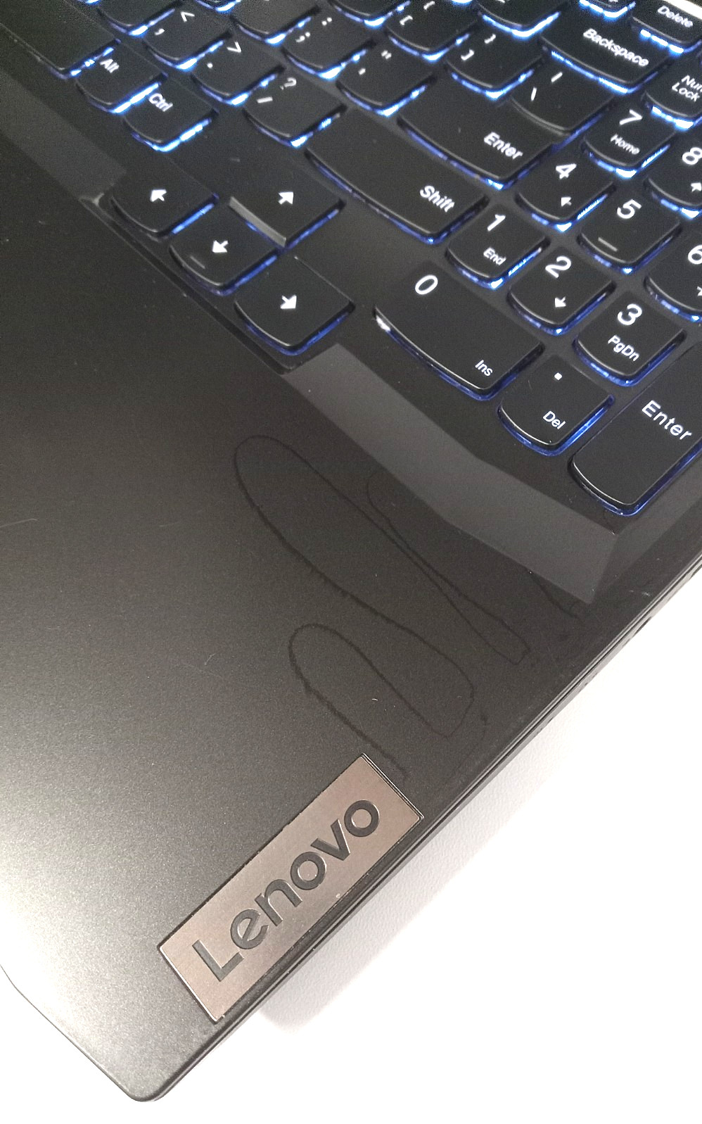 Lenovo IdeaPad Gaming 3 15ACH6 15.6″ (512GB SSD, Ryzen 5, 8GB RAM) – FF, *COND*