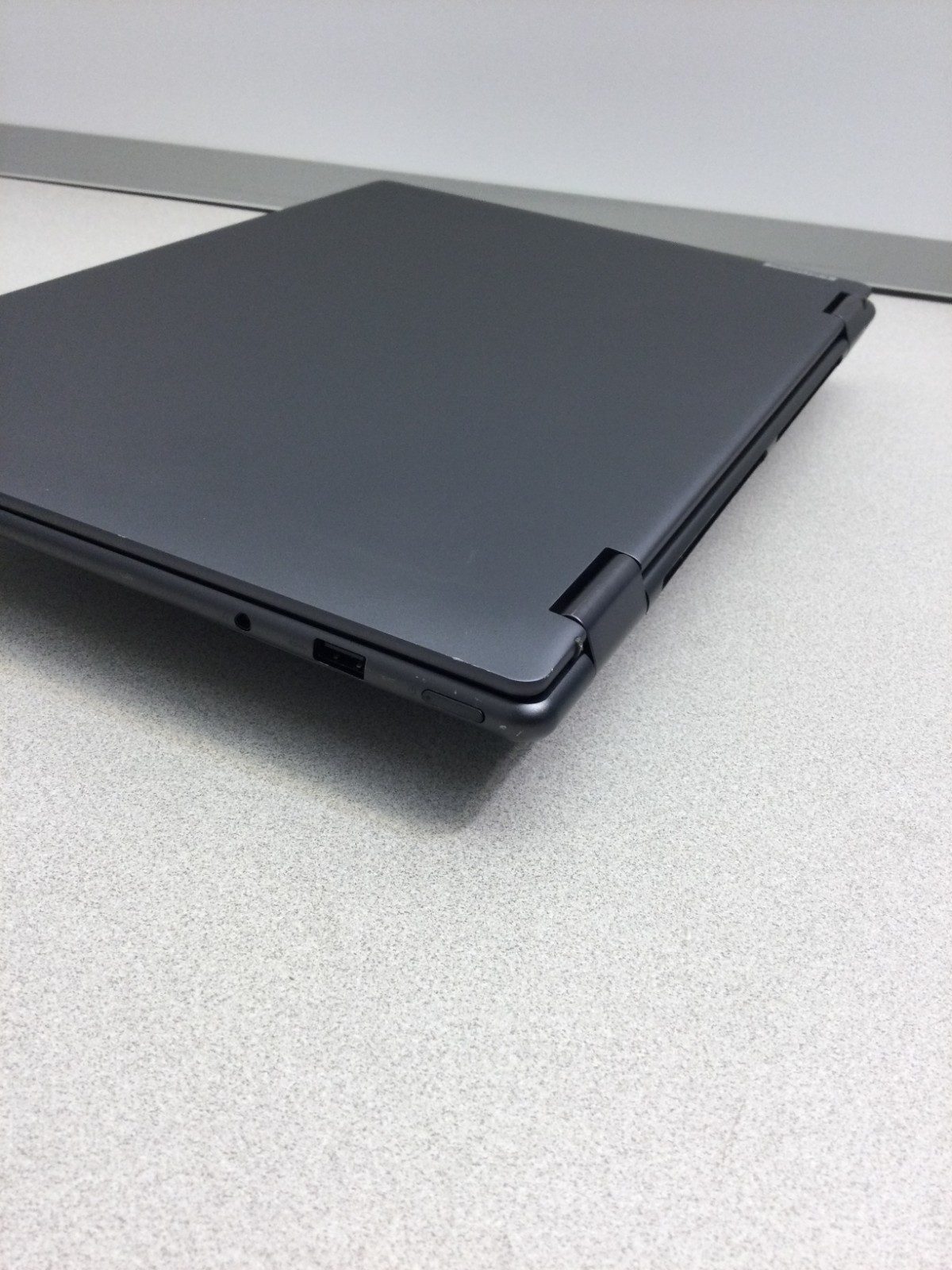 Lenovo Yoga 7i 2-in-1 16″ 2.5K Touch Core i5-1240P 8GB RAM 256GB SSD 1.70GHZ