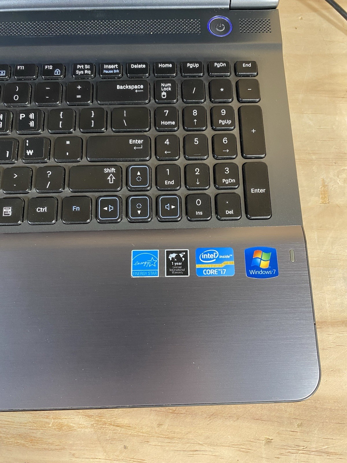 Samsung NP-RC512 Intel i7-2630QM 2GHz(2.9)/ 8GB /250 Gb SSD/bad batt/READ