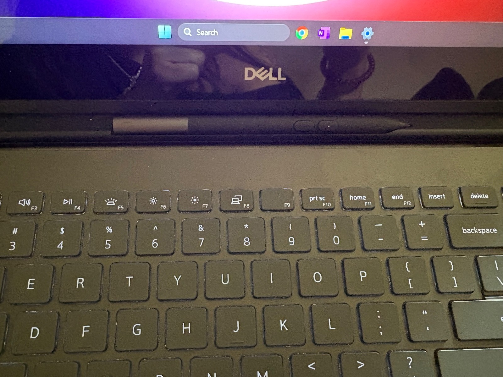 Dell Inspiron 7591 2-in-1 15.6″ UHD i7-10510U 1.8GHz 16GB RAM 512GB NVIDIA MX250