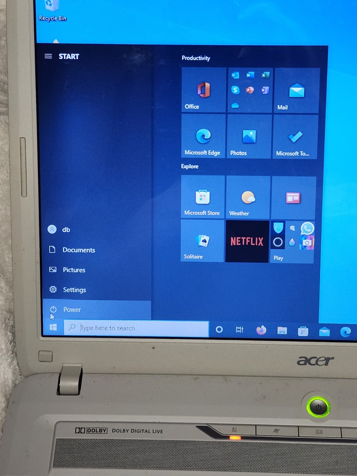 Acer Aspoire 5720 Laptop Windows Vista Home Premium DVD RW