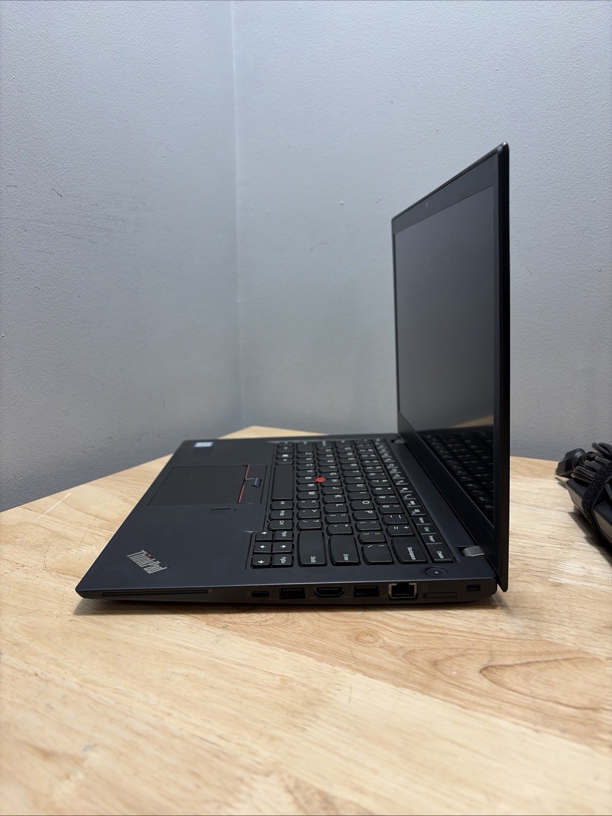 Lenovo Thinkpad T470s Core i7-6600U 2.6GHZ 12GB 256GB SSD WCam W11 Pro & Cord