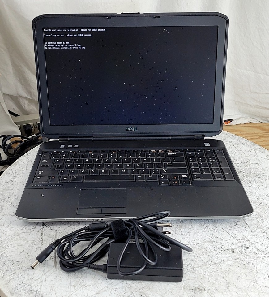 DELL LATITUDE E5530 NON-VPRO Laptop Core I3-2328M 4GB 500GB