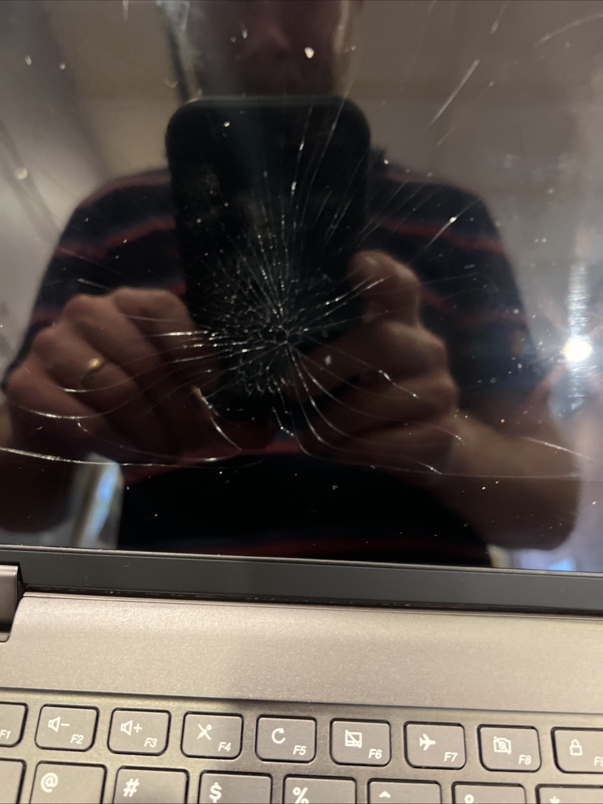 LENOVO IDEAPAD FLEX-14IML 14” I7-10510U 4GB RAM Parts Or Repair
