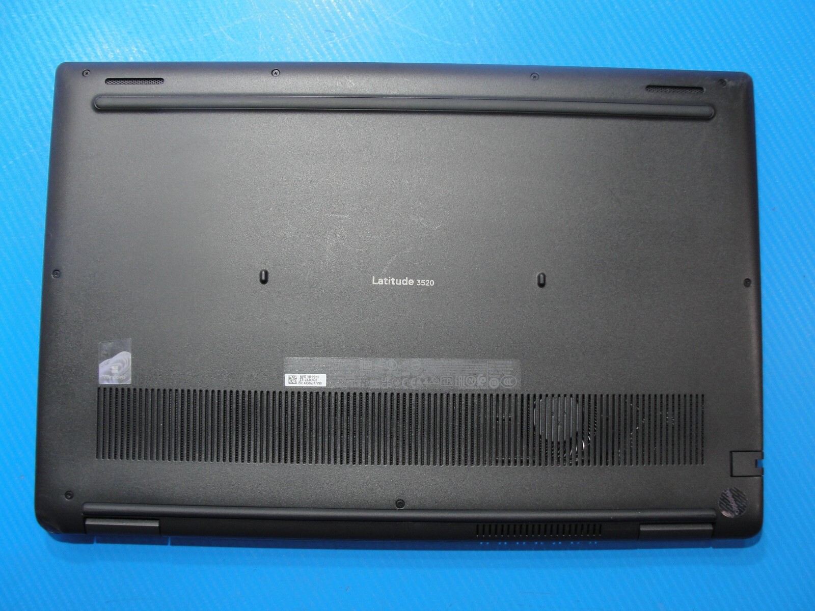 Dell Latitude 3520 15.6” FHD Intel Core i5-1135G7 2.4GHz 8GB 256GB SSD Charger
