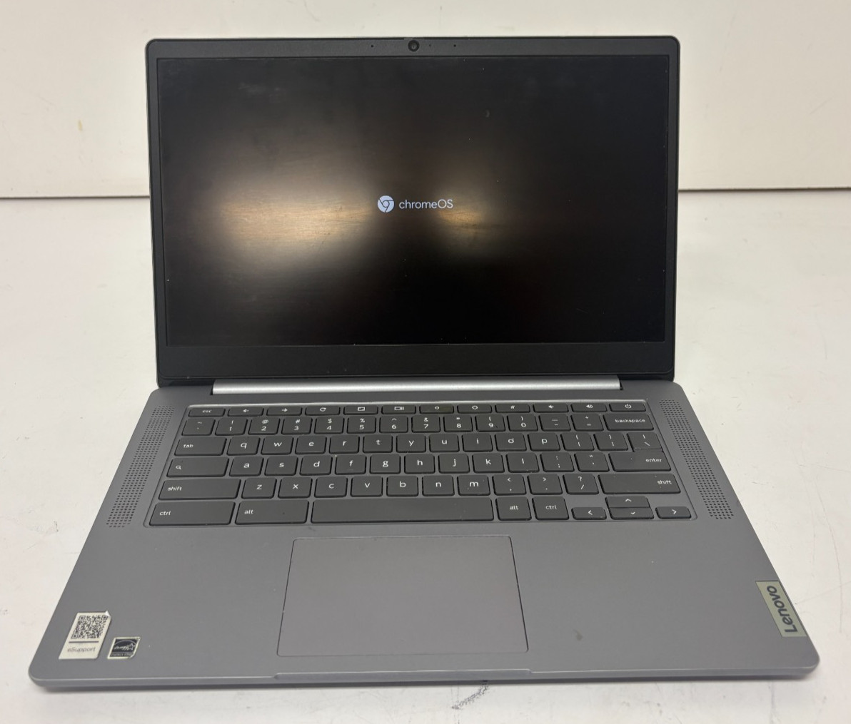 Lenovo IdeaPad 3 14M836 14″ Chromebook Laptop Computer 4GB RAM 32GB Storage