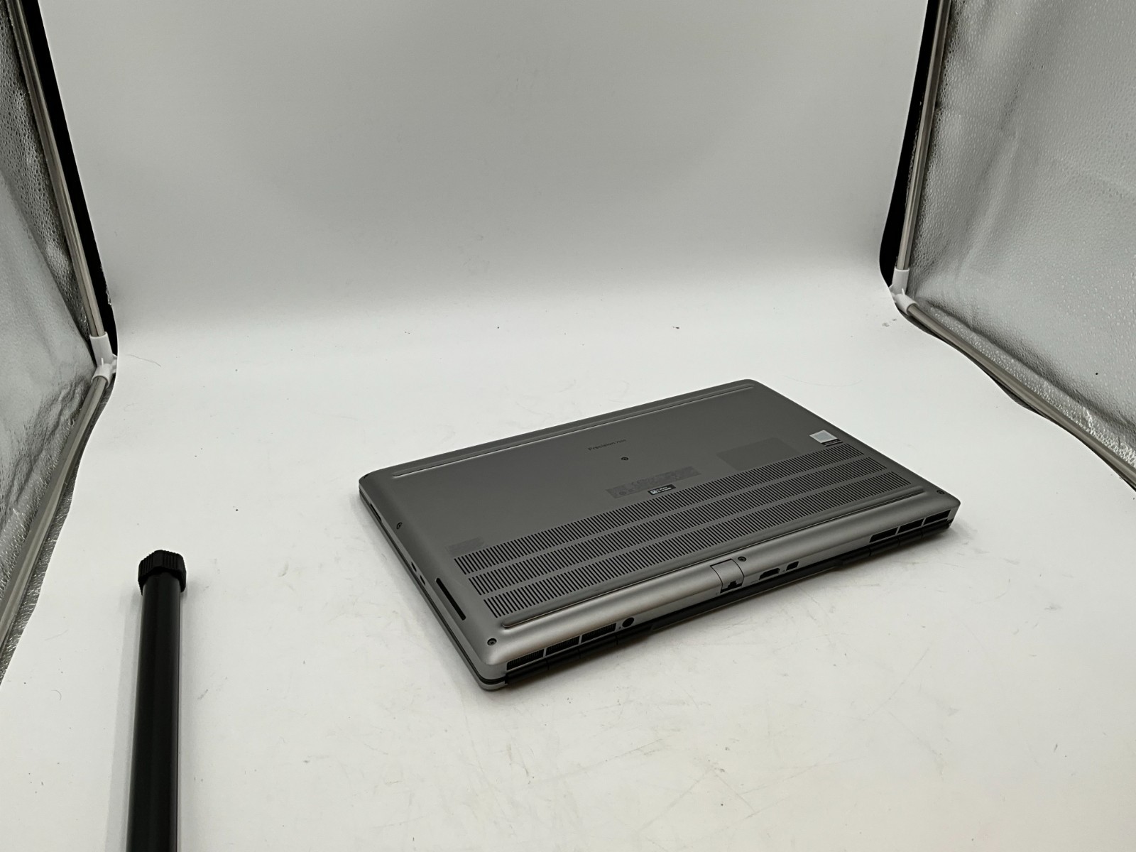 DELL Precision 7550 i7-10850H 2.70gh 32gb 512gb T2000 15.6″ LAPTOP 4S729C3