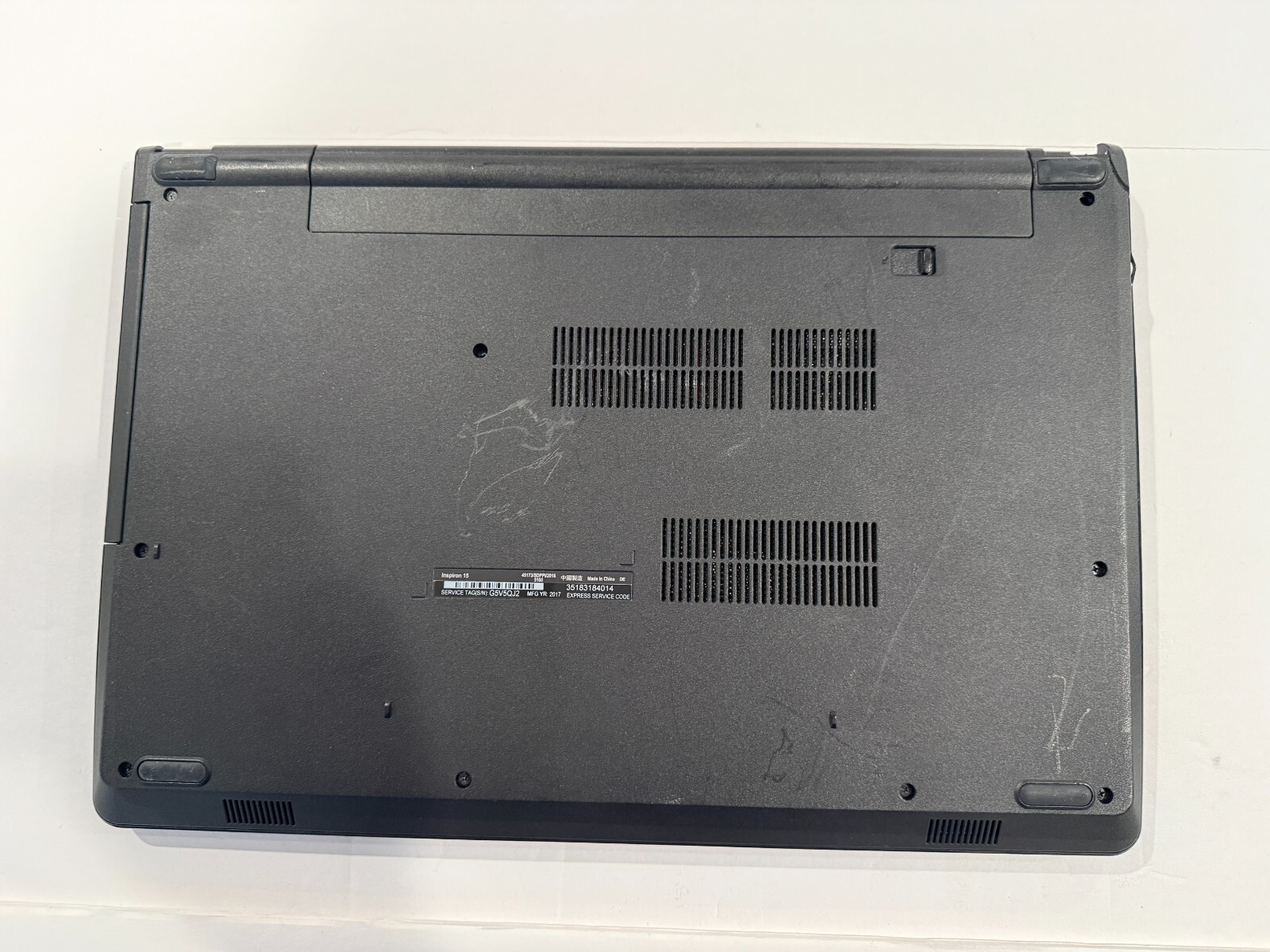 Dell Inspiron 15-3565 AMD E2-9000 R2 4 CC 1.811 GHz 8GB Ram 500gb HDD