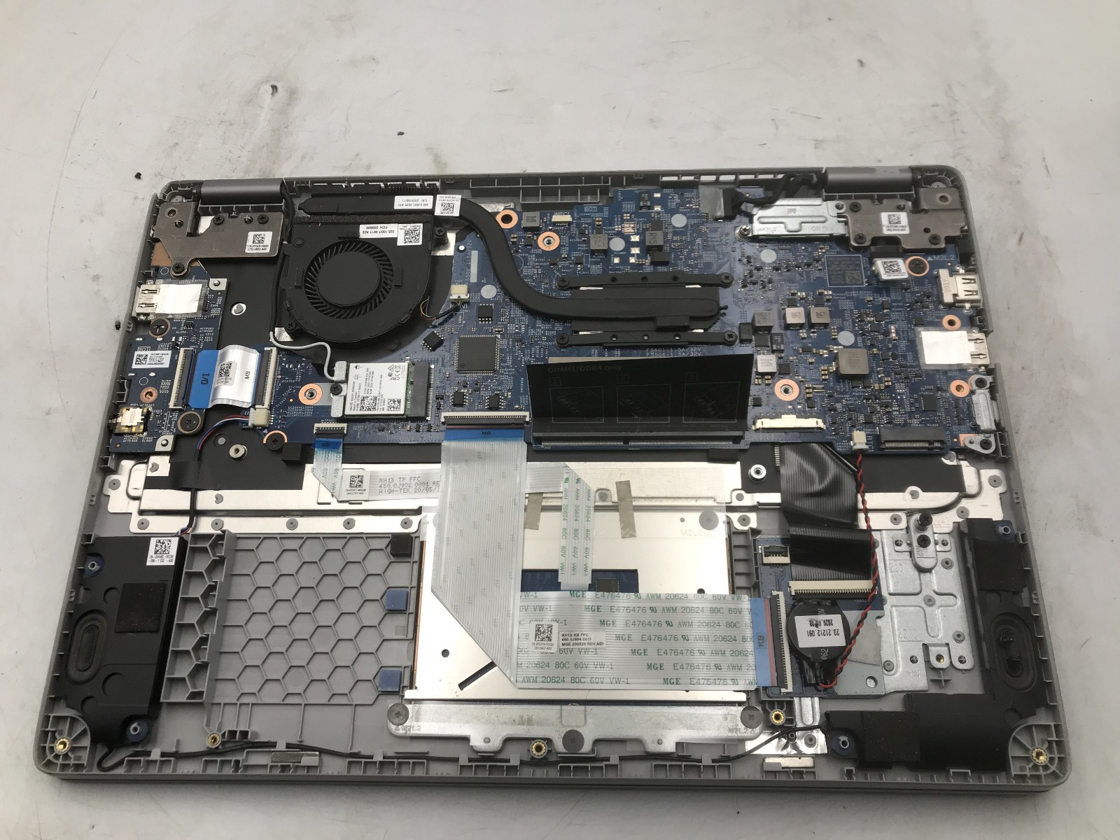 DELL LATITUDE 3310 – FOR PARTS/REPAIR – INTEL I3 8TH GEN – NO RAM -READ DESC- BB