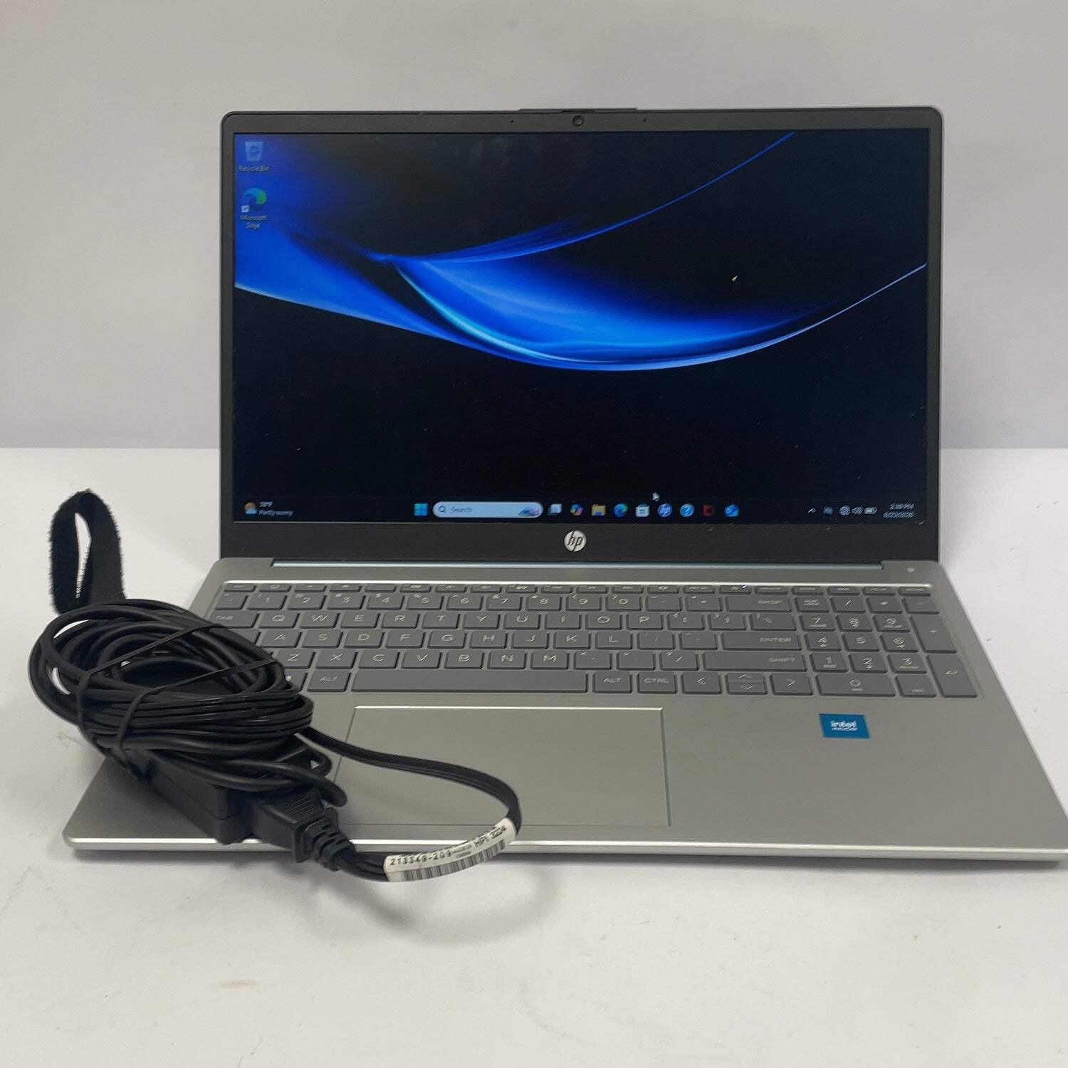 HP Laptop 15-FD0015TG 15.6″ N200 1.0GHz 8GB RAM 256GB SSD SSD