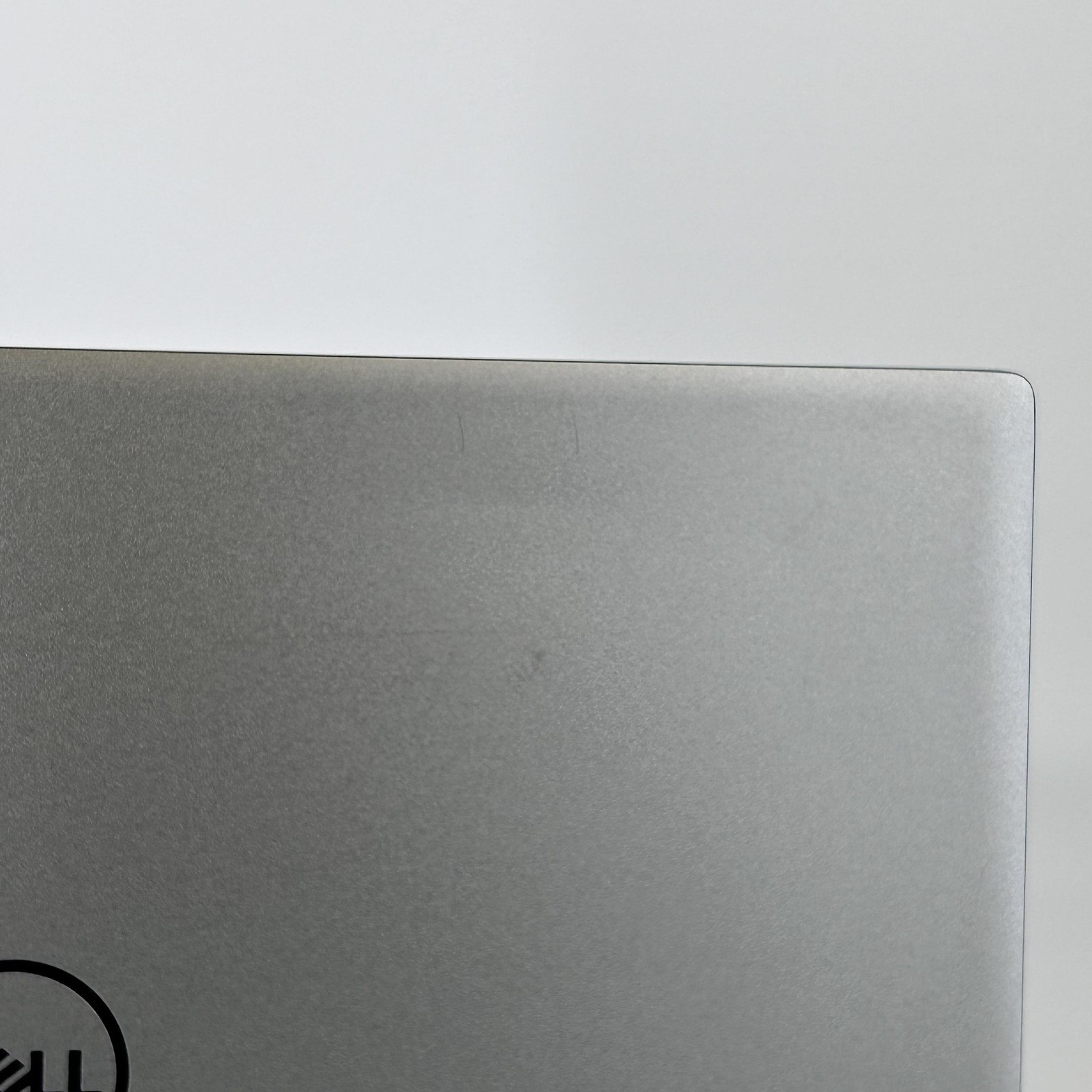 Dell Latitude 7450 14 Gray QHD+ TOUCH 3.8 GHz Ultra 7 165H 32GB 256GB SSD Good