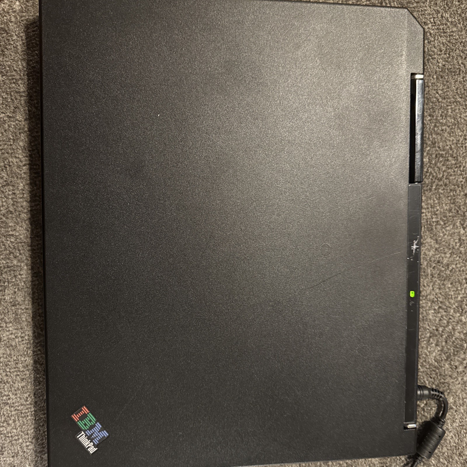IBM ThinkPad R40 Laptop Windows XP, 15″ SXGA LCD, Works Great