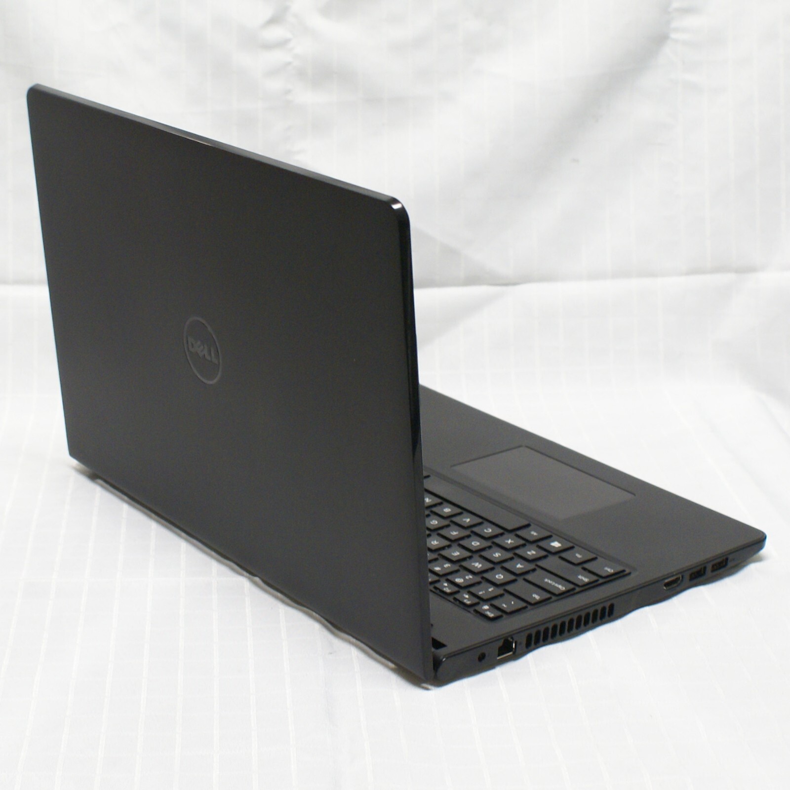 Dell Inspiron 15-3567 15.6 in i3-7100u 2.40Ghz 16GB 512Gb SSD Win 11 Home Touch