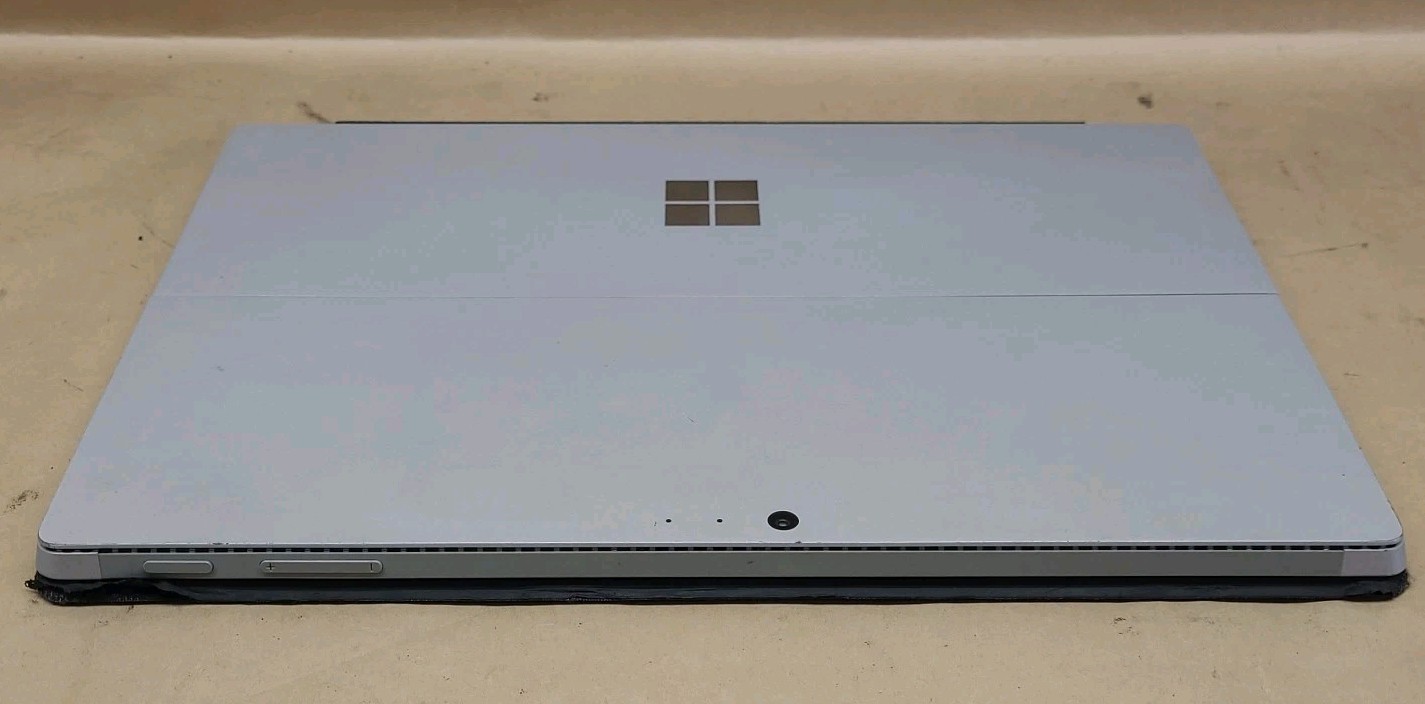 Microsoft Surface Pro 4, Intel Core i5-6300U @ 2.4GHz, 4GB RAM, 128GB SSD, W11P