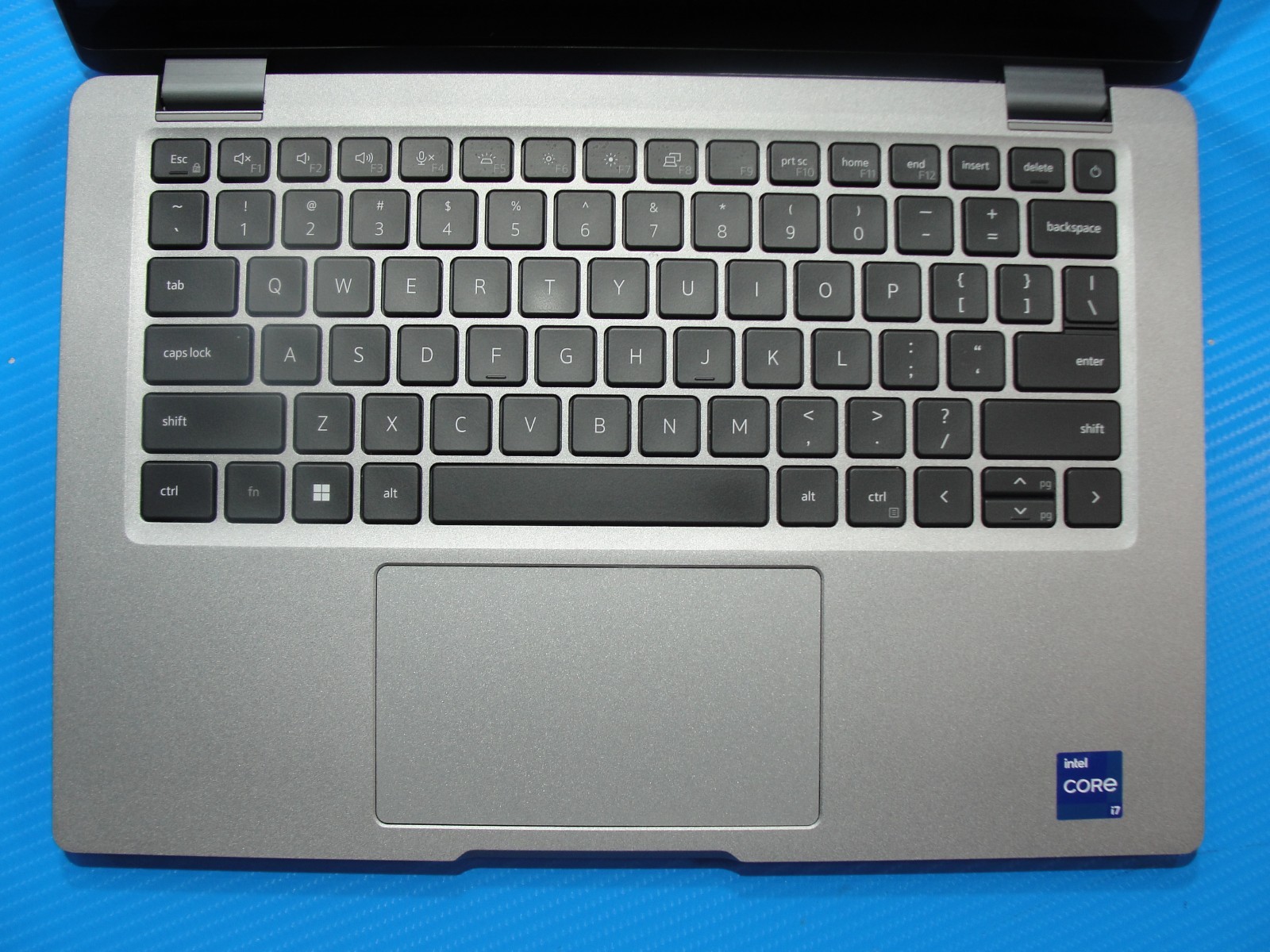 Dell Latitude 5330 13.3″FHD Touch Core i7-1265U 1.8GHz 32GB RAM 512GB SSD +PA