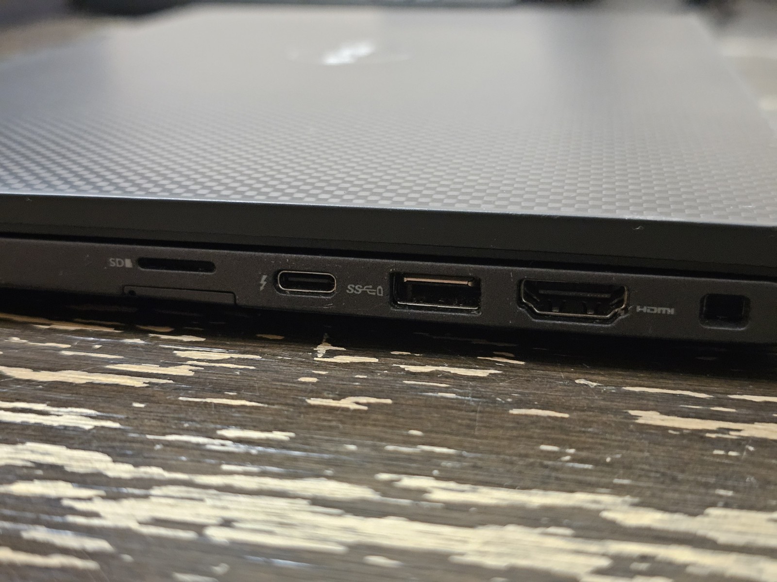 Dell Latitude 7420 14″ Core i7 512GB SSD 16GB RAM LTE w/ Webcam WIN 11