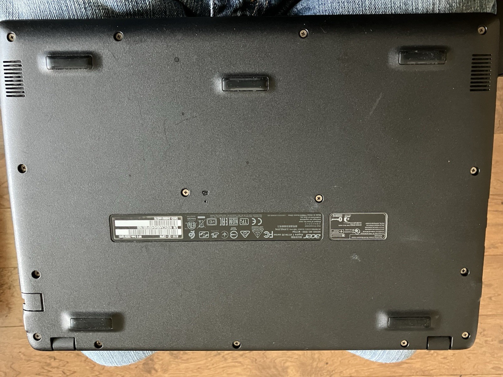 Acer Aspire 1 – 14″ / 64 GB /Celeron N4020 / 4 GB DDR4 Memory/ Black w/charger