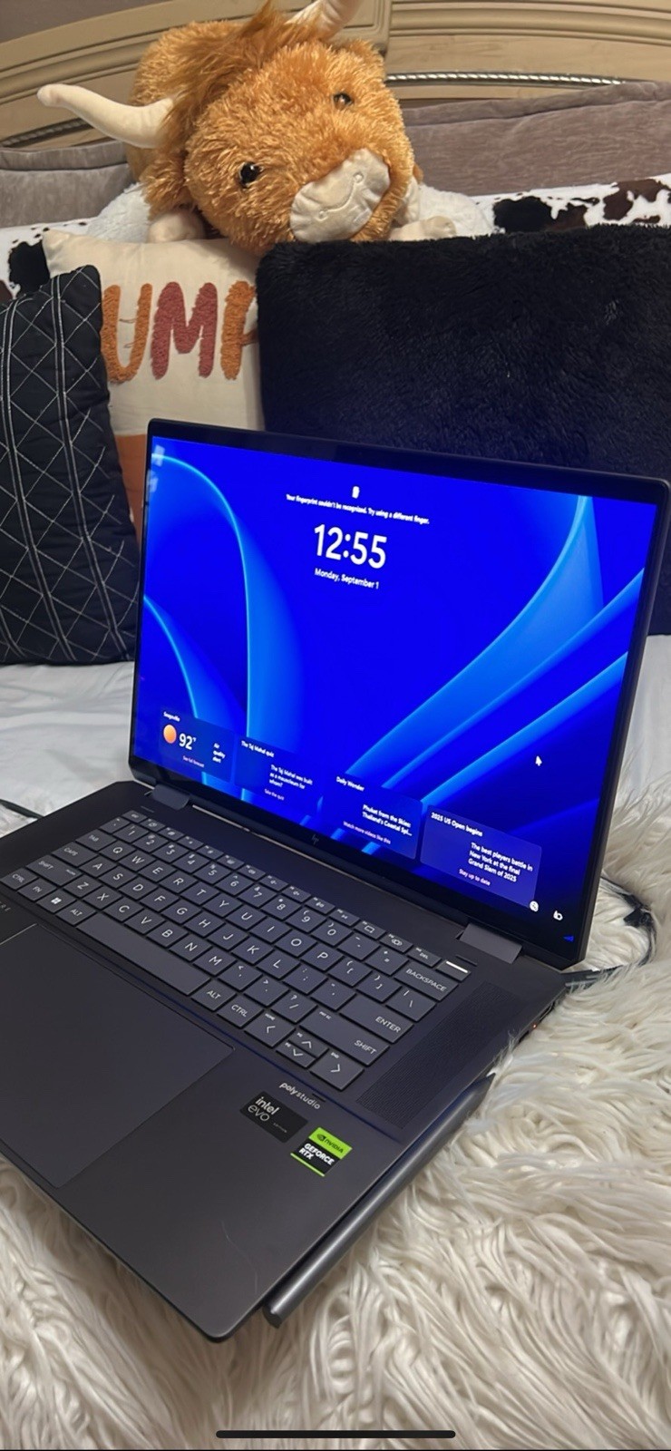 HP Spectre x360 2-in-1 Laptop 16-aa0097nr