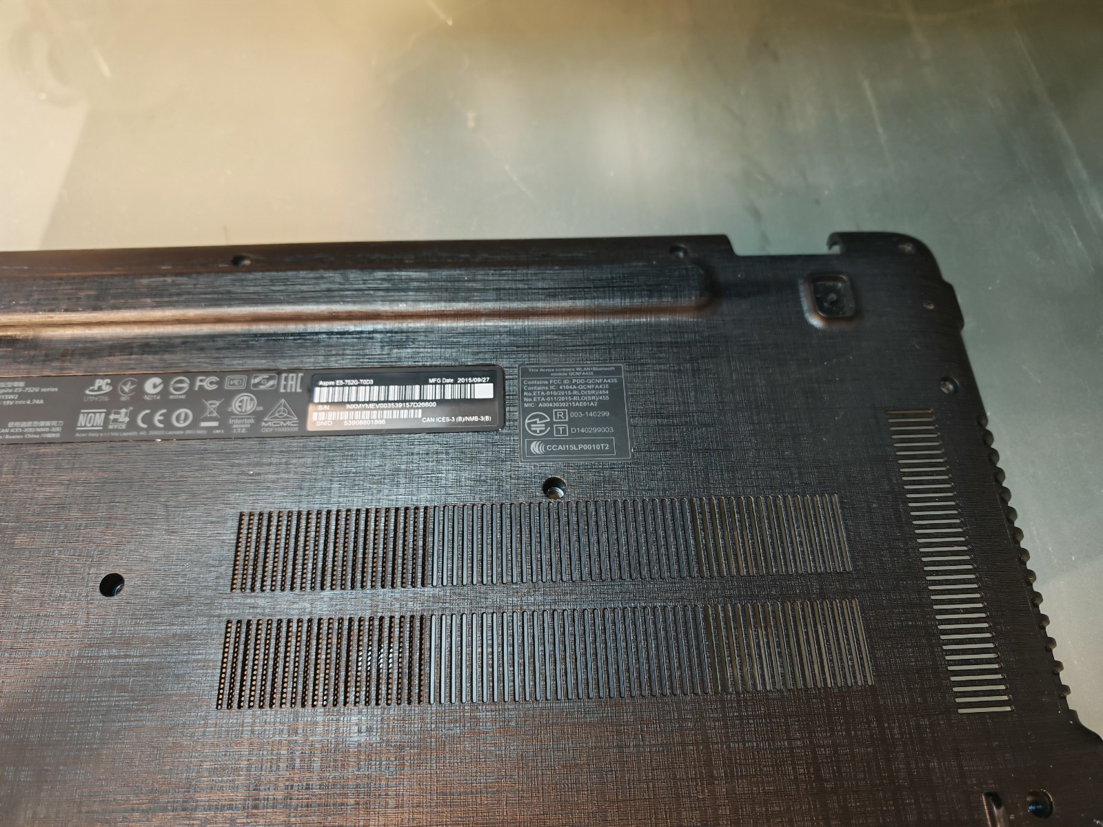 ACER E5-752 E5-772 E5-722 E5-773 BOTTOM CASE 46004X0D0004