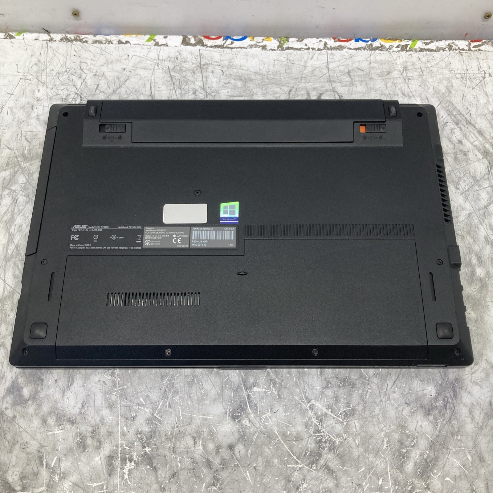 ASUS P2540U Intel Core i7-8550U 1.80GHz 8GB RAM 256 GB SATA win 11pro