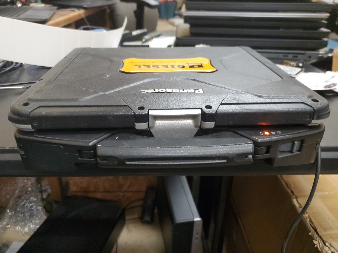 Panasonic Toughbook CF-31 MK-1 i5 520M @ 2.40GHz 8GB 13420HRS Diesel Rubber Kb