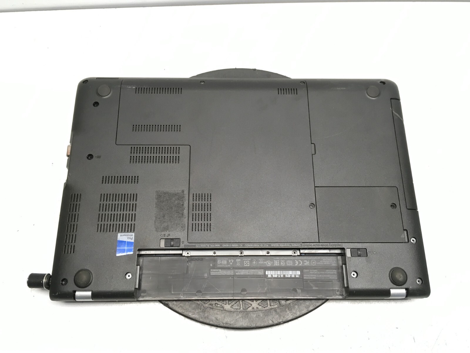 Lenovo ThinkPad E550 Intel i3-4005U 1.7GHz 4 GB NO HDD