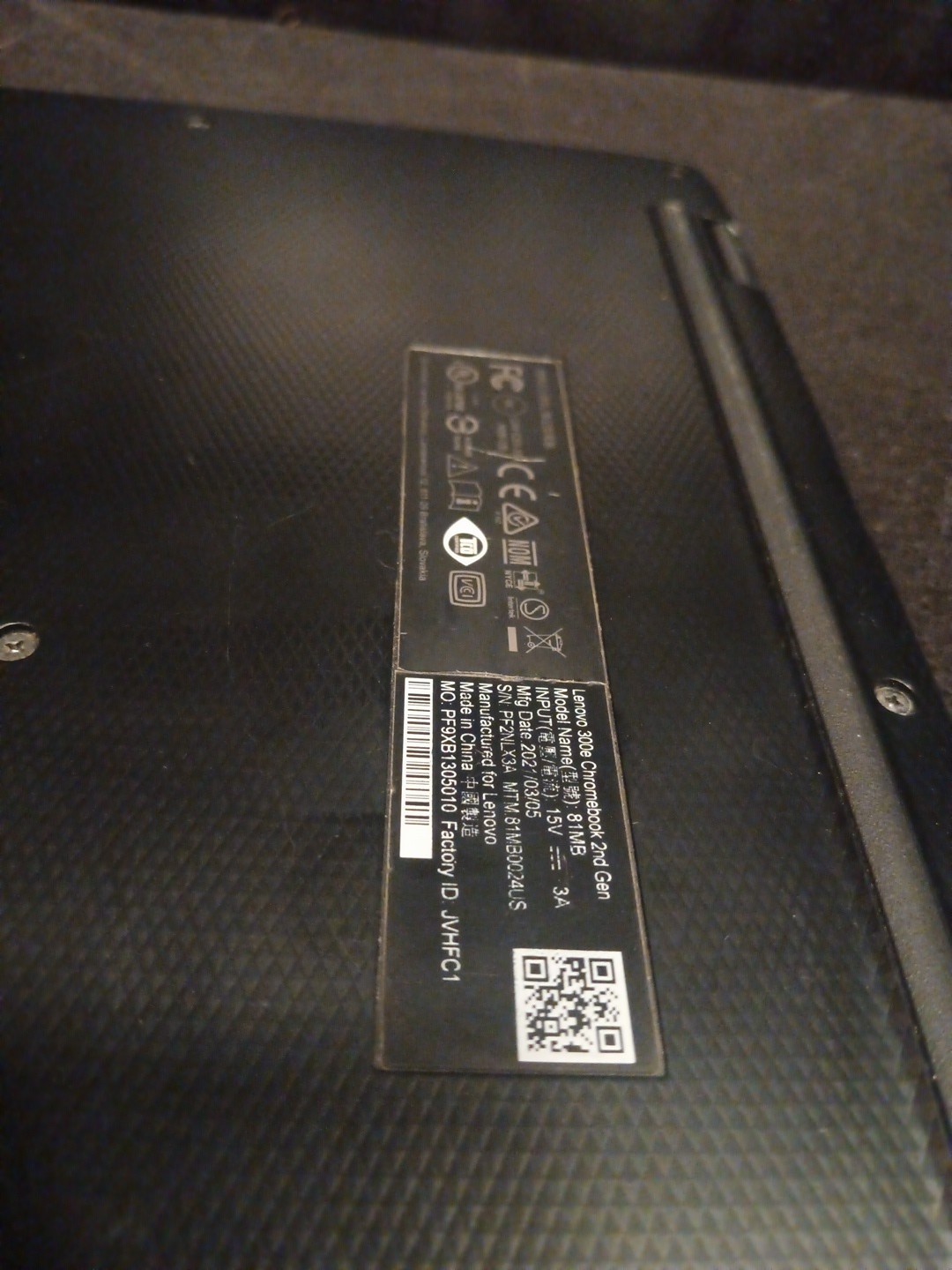 Lenovo 300e Chromebook 81MB 11.6″ 2nd Gen Celeron N4020 1.10GHz 4GB RAM 16