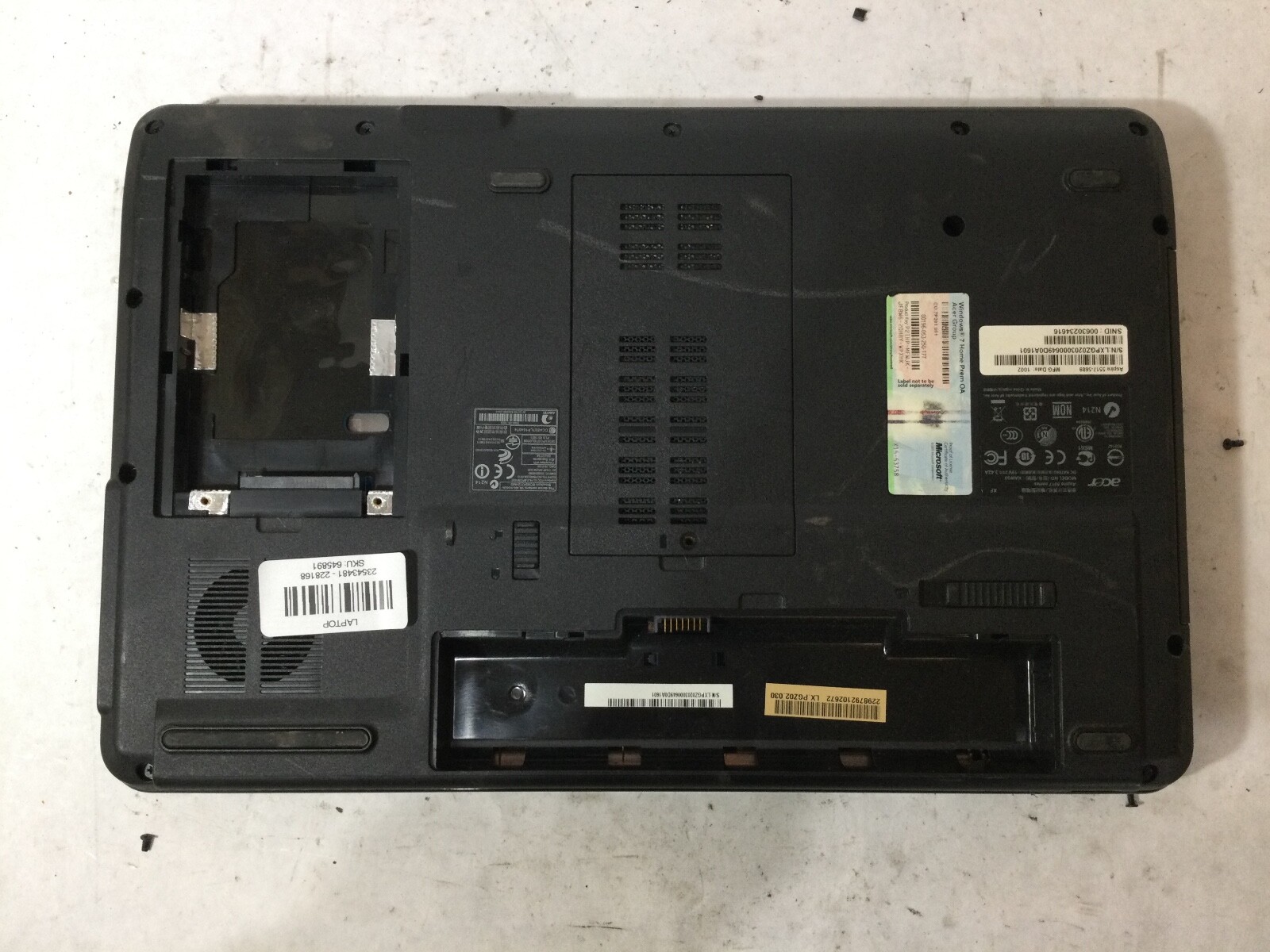 ACER ASPIRE S517 – FOR PARTS – AMD ATHLON – NO RAM – 17″ – READ DESCRIPTION – BB