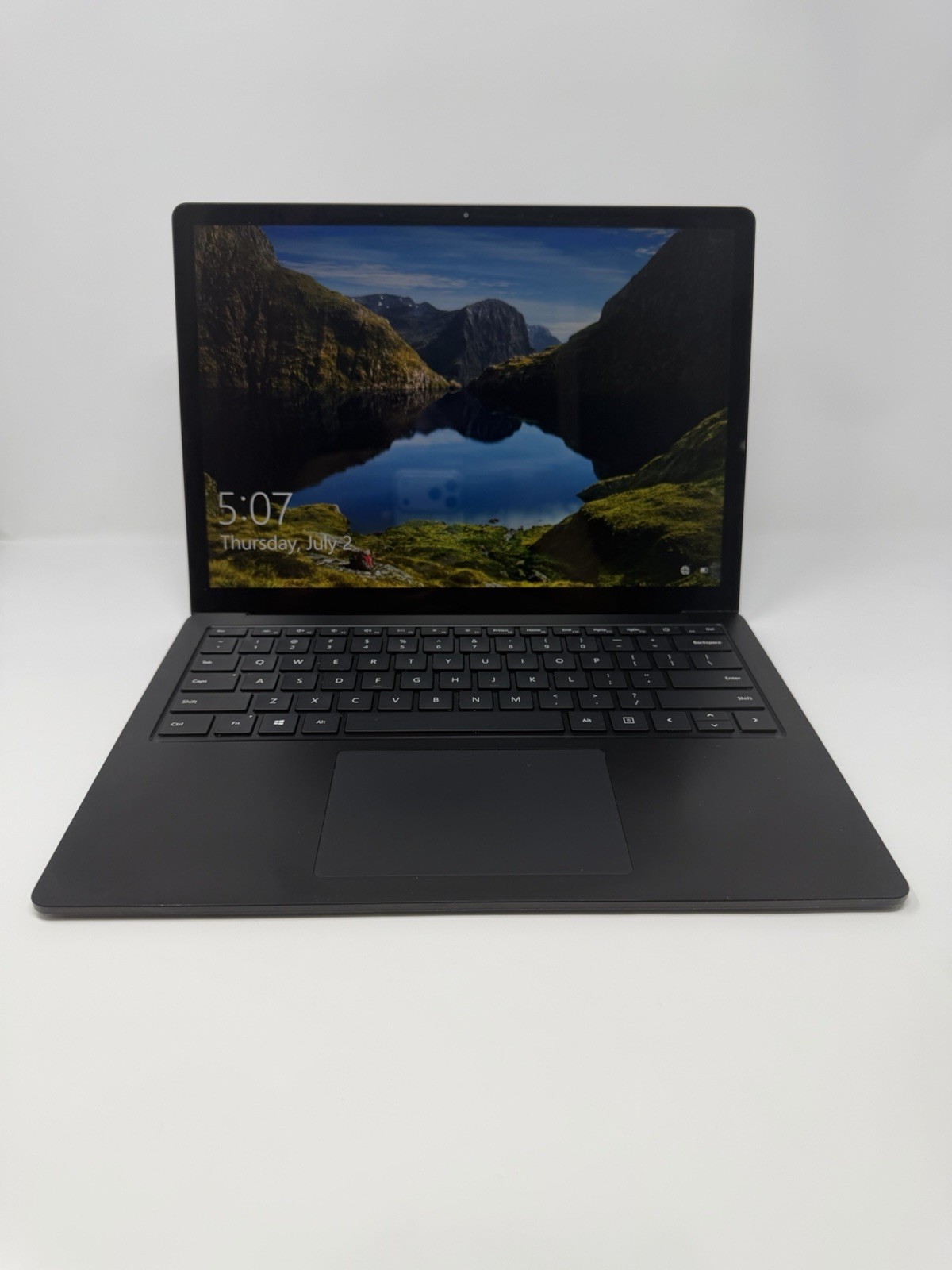 Microsoft Surface Laptop 3 1867 1.2GHz i5-1035G7 256GB SSD 8GB RAM ; 6179738