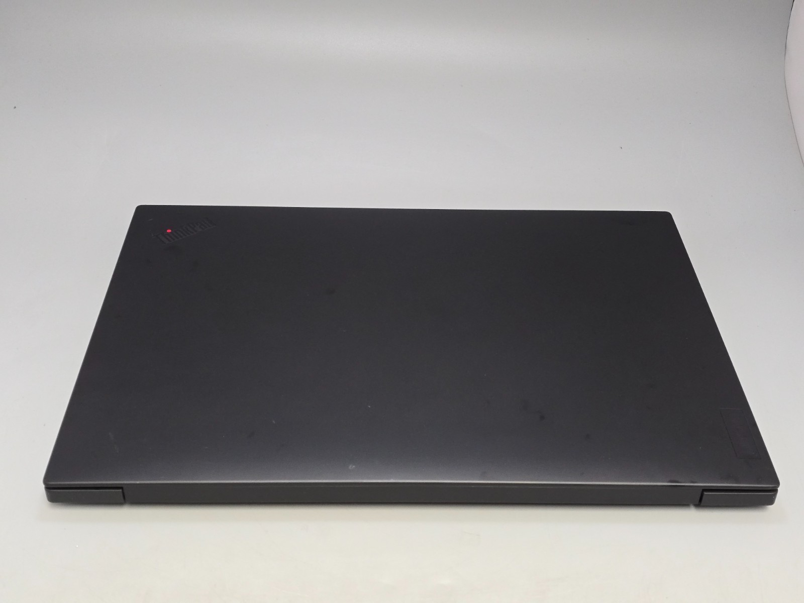 Lenovo ThinkPad P1 Gen 5 Laptop Intel i7-12800H CPU NO RAM NO SSD FOR PARTS READ