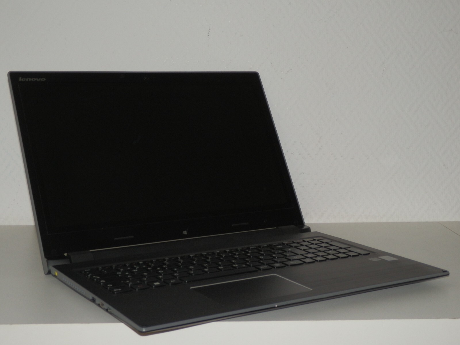 Lenovo Flex 15, Intel Pentium 3556, 4GB Ram, 500GB HDD, 15.6″ inch HD, Intel HD