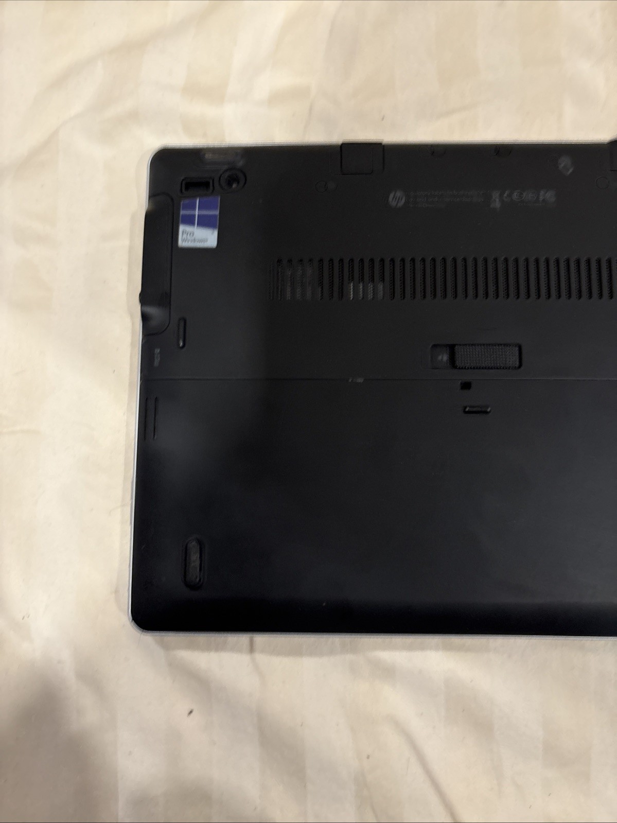 HP EliteBook Revolve 810 G3 – 11.6″ HD, 2.2GHz i5, 4GB RAM, 128GB SSD
