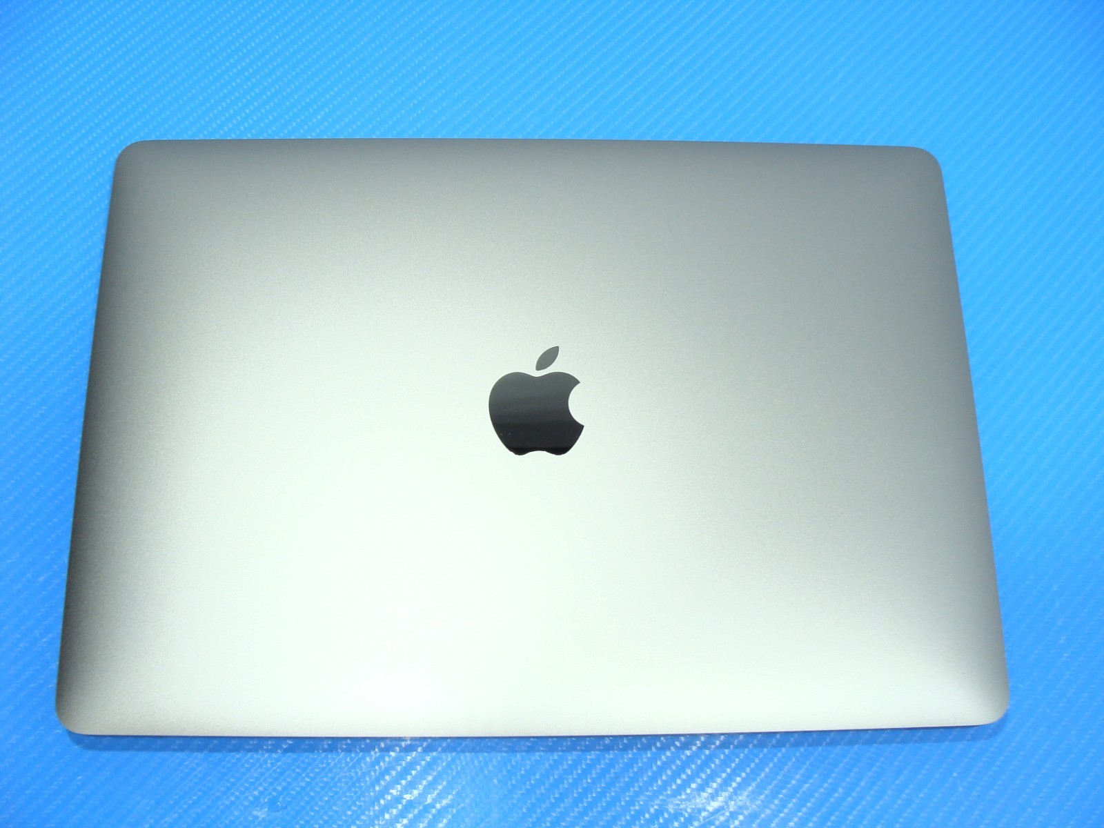 Apple MacBook Air A2337 13.3″ M1 2020 8CPU/7GPU 8GB 256GB OS Sequoia space gray