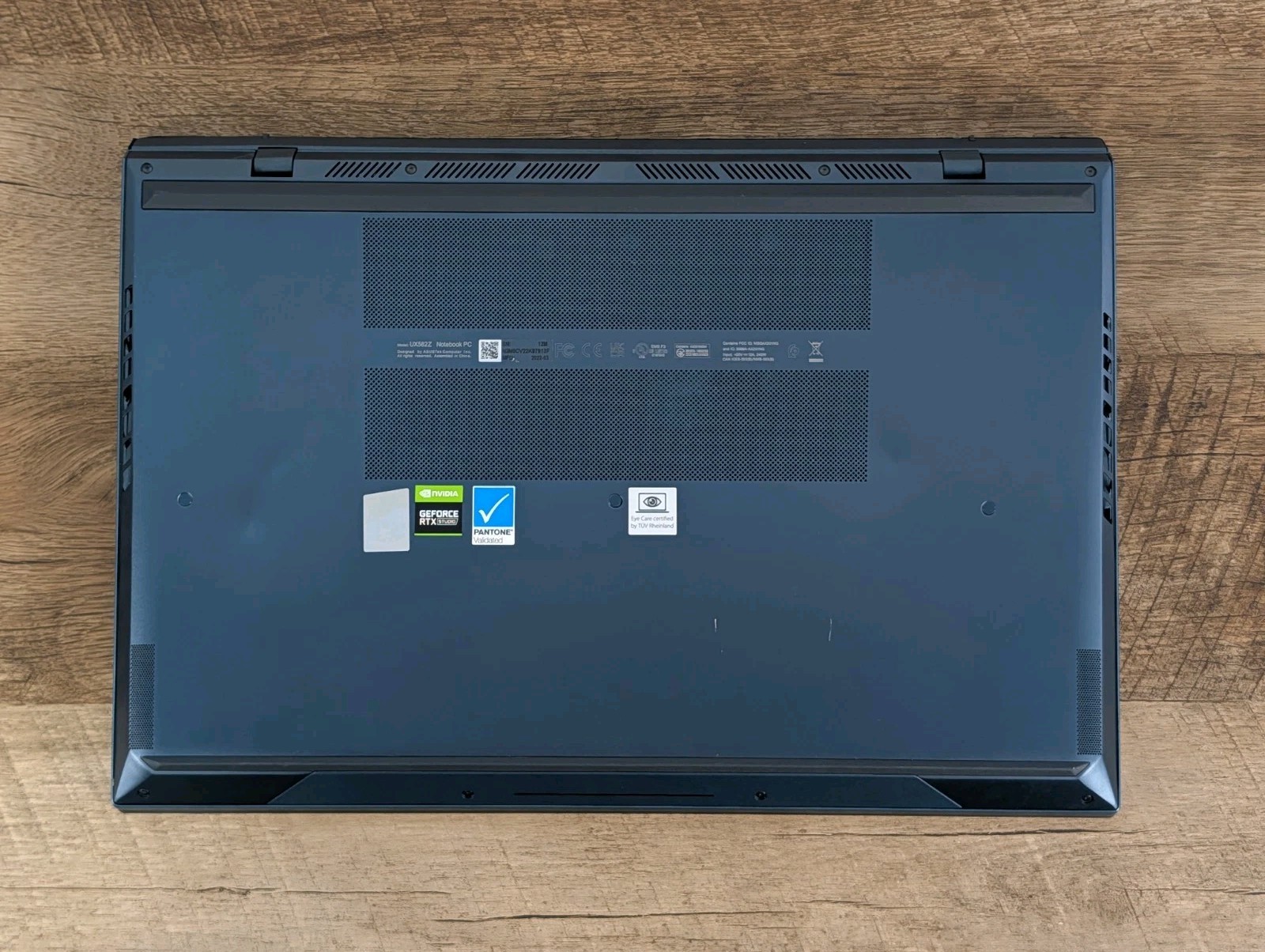 ASUS Zenbook DUO 15.6 – i9 12900H – RTX 4050 – 1TB – 32GB
