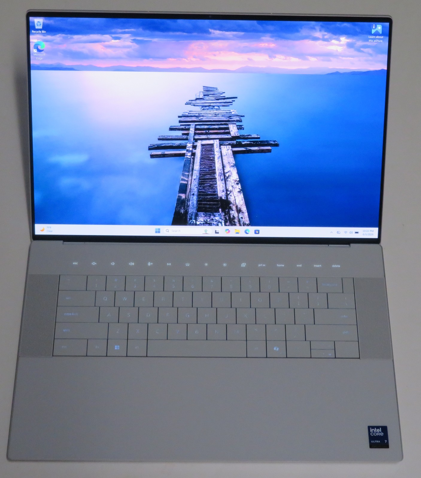 Dell Premium 16.3″4K OLED Touch Laptop Intel Ultra 7 255H 32GB RAM 1TB RTX 5050