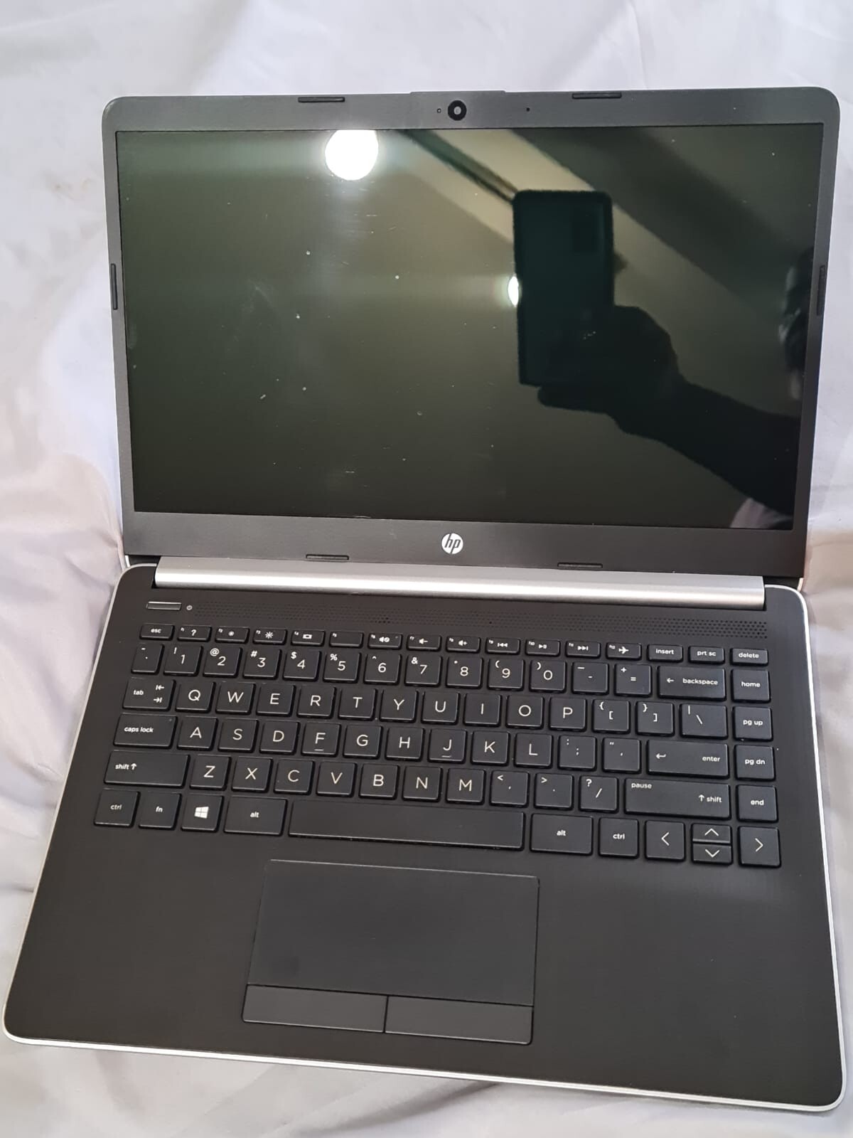 HP 14-dk0002dx 14″ (128GB, AMD A9-9425 Dual-Core, 3.1 GHz, 8GB) Laptop – Silver