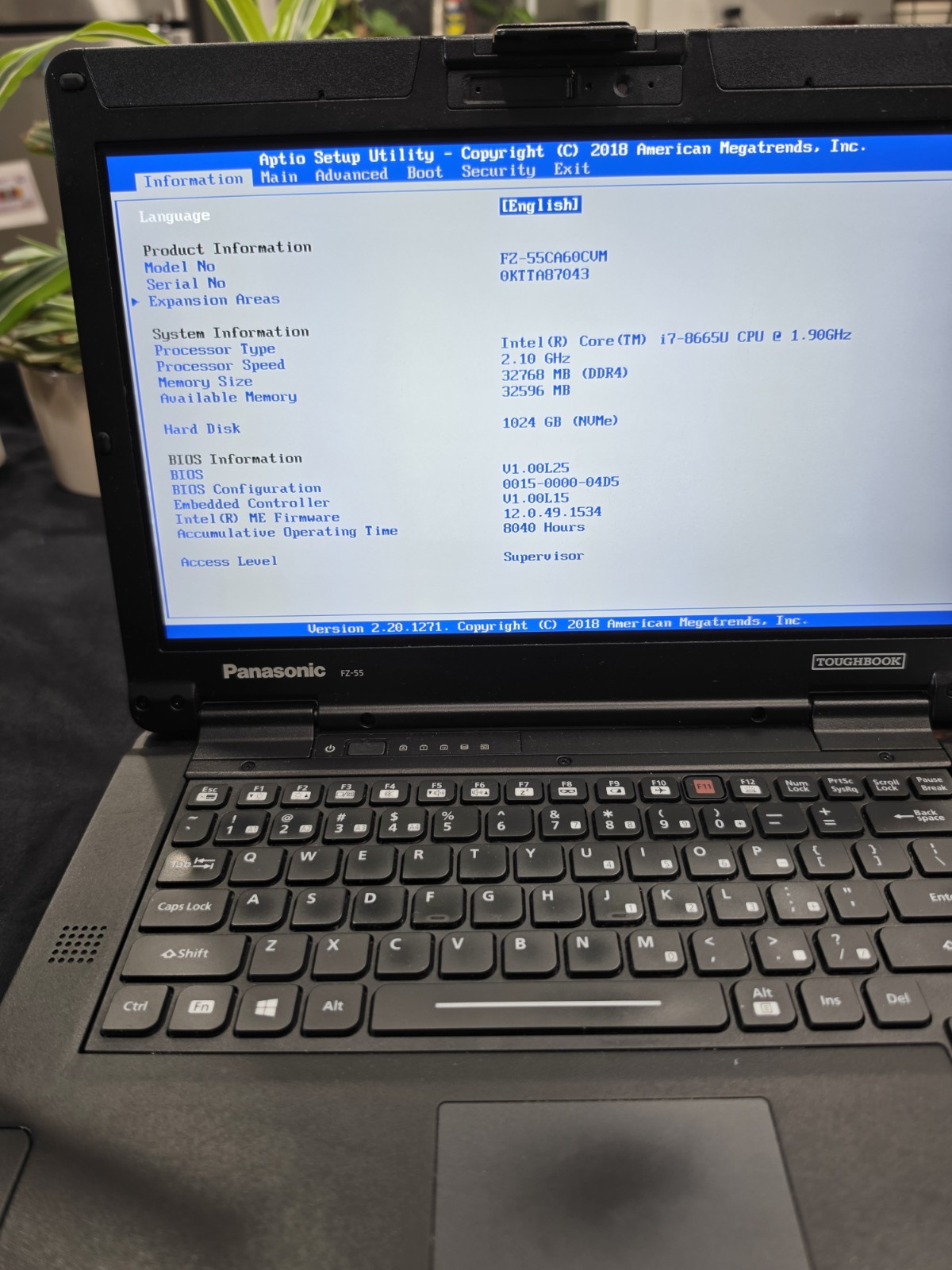 ​Panasonic FZ-55 i7 32GB 1TB AMD WX4150 4GB 4G LTE Backlit Keyboard